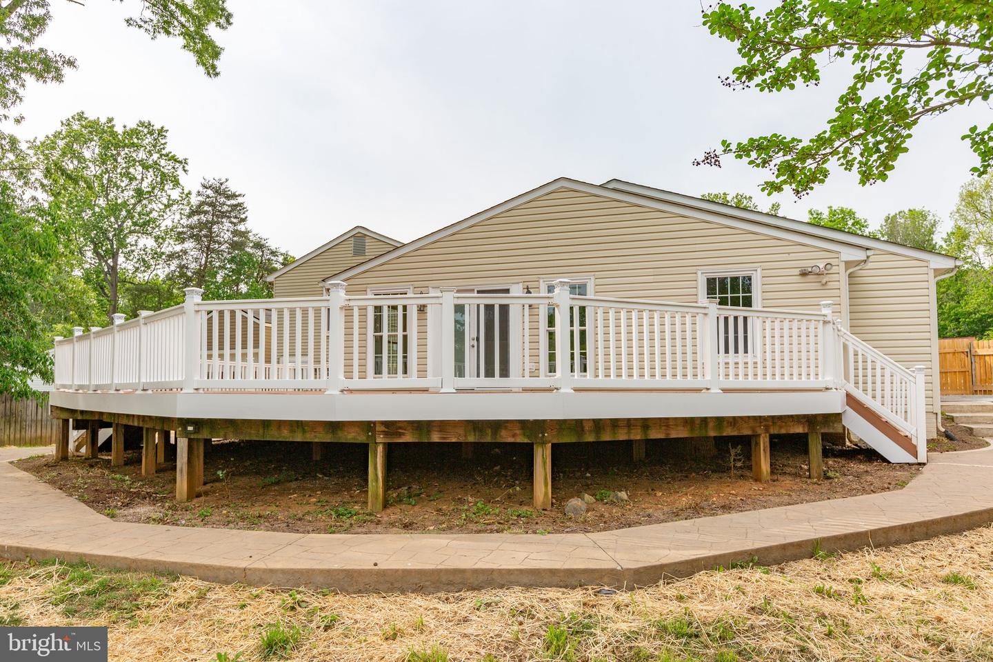 9 FAIRFIELD CT, STAFFORD, Virginia 22554, 3 Bedrooms Bedrooms, ,4 BathroomsBathrooms,Residential,For sale,9 FAIRFIELD CT,VAST2038514 MLS # VAST2038514