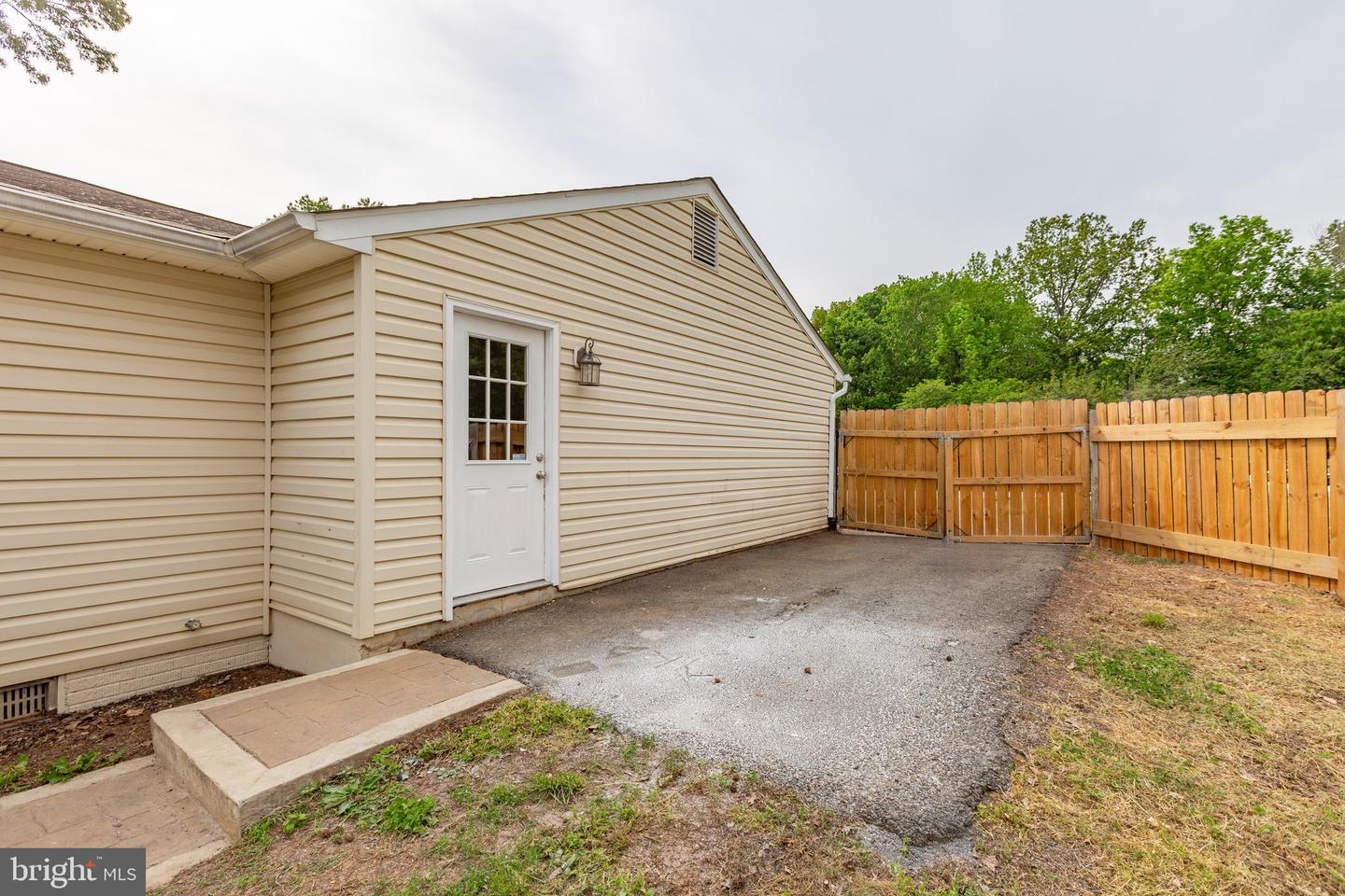 9 FAIRFIELD CT, STAFFORD, Virginia 22554, 3 Bedrooms Bedrooms, ,4 BathroomsBathrooms,Residential,For sale,9 FAIRFIELD CT,VAST2038514 MLS # VAST2038514