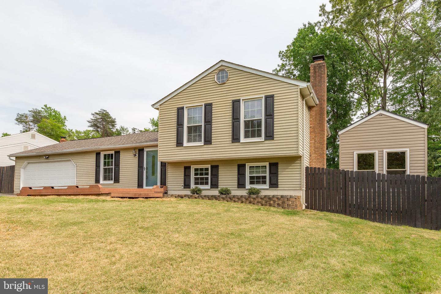 9 FAIRFIELD CT, STAFFORD, Virginia 22554, 3 Bedrooms Bedrooms, ,4 BathroomsBathrooms,Residential,For sale,9 FAIRFIELD CT,VAST2038514 MLS # VAST2038514