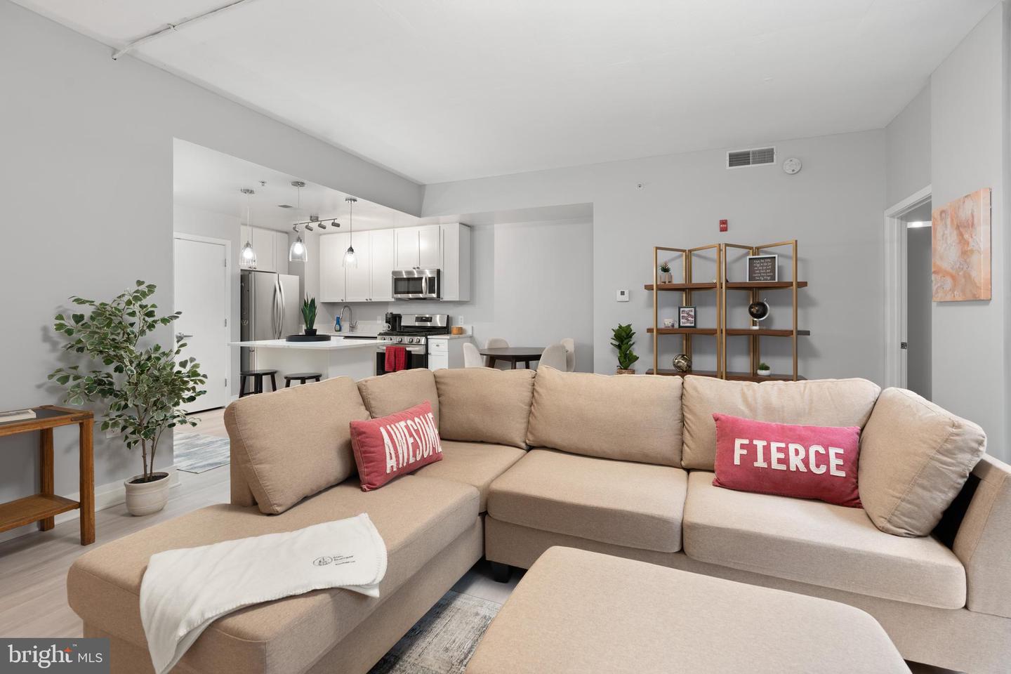 2120 VERMONT AVE NW #17, WASHINGTON, District Of Columbia 20001, 2 Bedrooms Bedrooms, ,2 BathroomsBathrooms,Residential,For sale,2120 VERMONT AVE NW #17,DCDC2198828 MLS # DCDC2198828