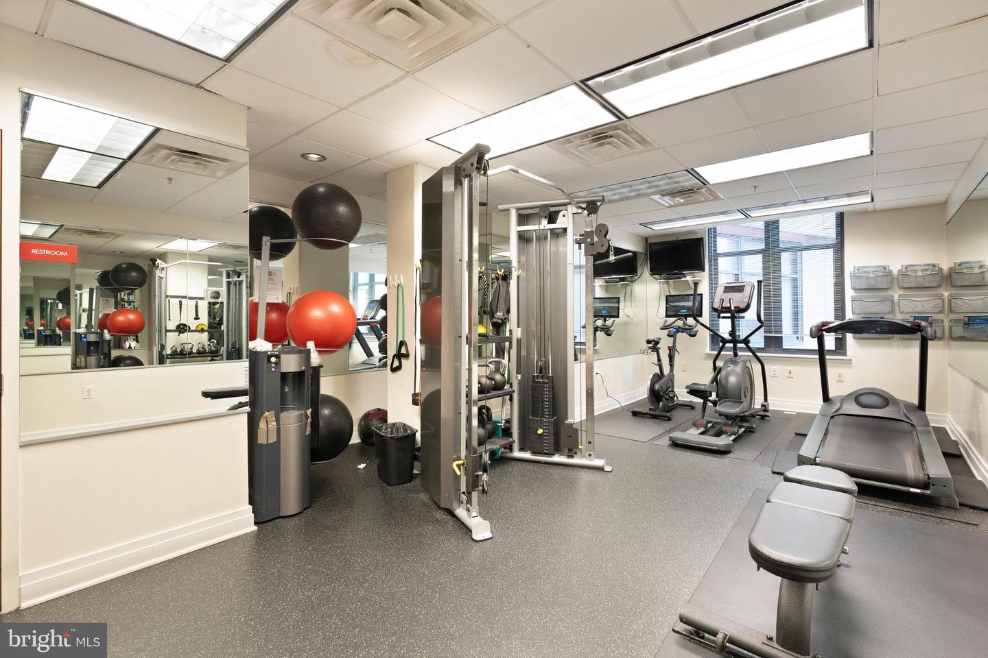 2120 VERMONT AVE NW #17, WASHINGTON, District Of Columbia 20001, 2 Bedrooms Bedrooms, ,2 BathroomsBathrooms,Residential,For sale,2120 VERMONT AVE NW #17,DCDC2198828 MLS # DCDC2198828
