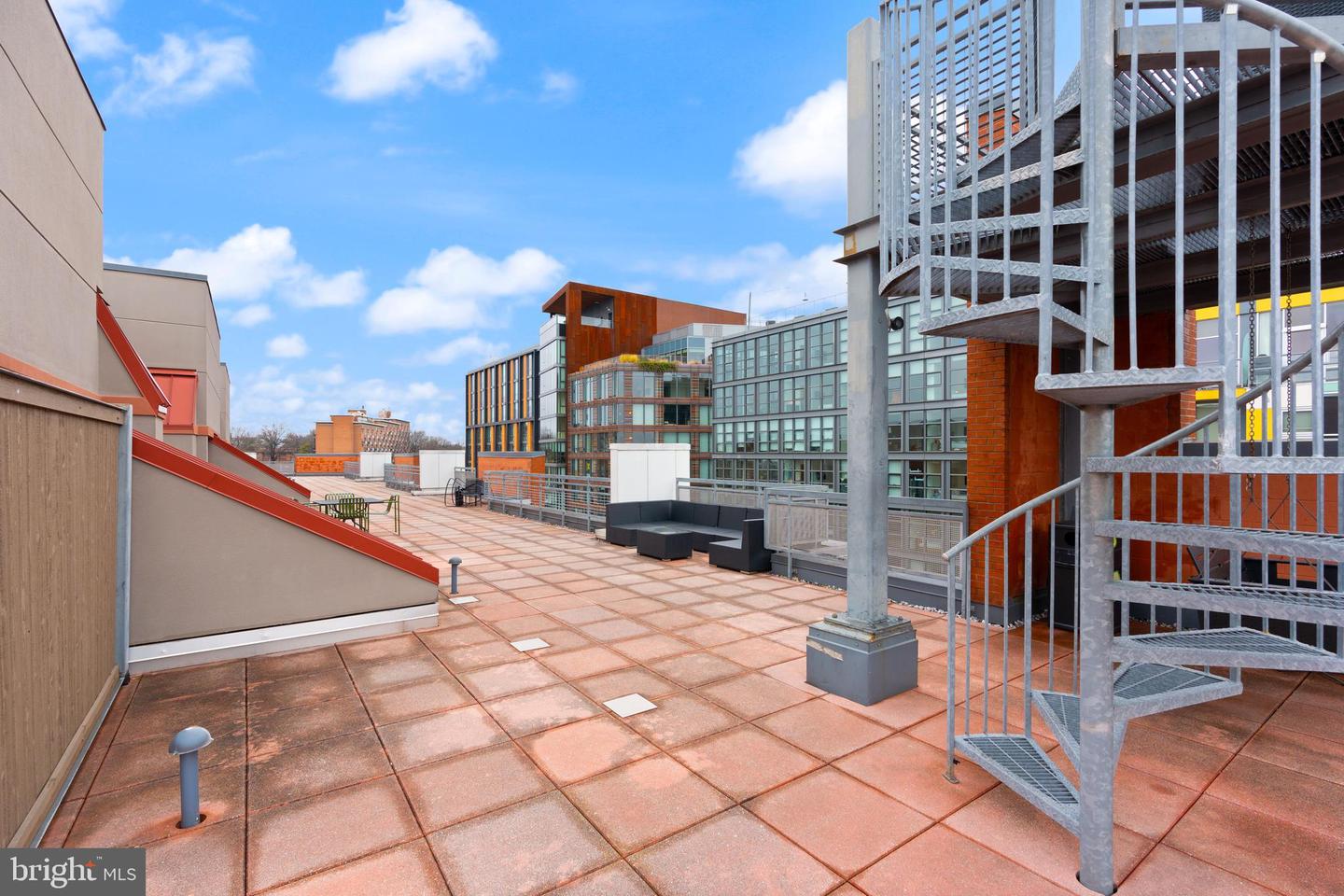 2120 VERMONT AVE NW #17, WASHINGTON, District Of Columbia 20001, 2 Bedrooms Bedrooms, ,2 BathroomsBathrooms,Residential,For sale,2120 VERMONT AVE NW #17,DCDC2198828 MLS # DCDC2198828