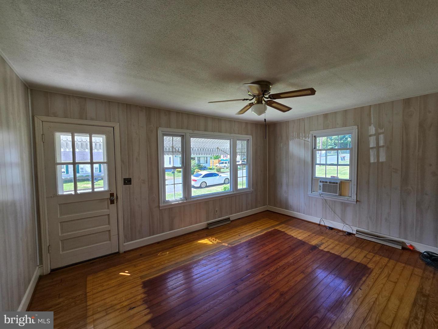 333 WILLIAMS DR, ORANGE, Virginia 22960, 2 Bedrooms Bedrooms, ,1 BathroomBathrooms,Residential,For sale,333 WILLIAMS DR,VAOR2009592 MLS # VAOR2009592