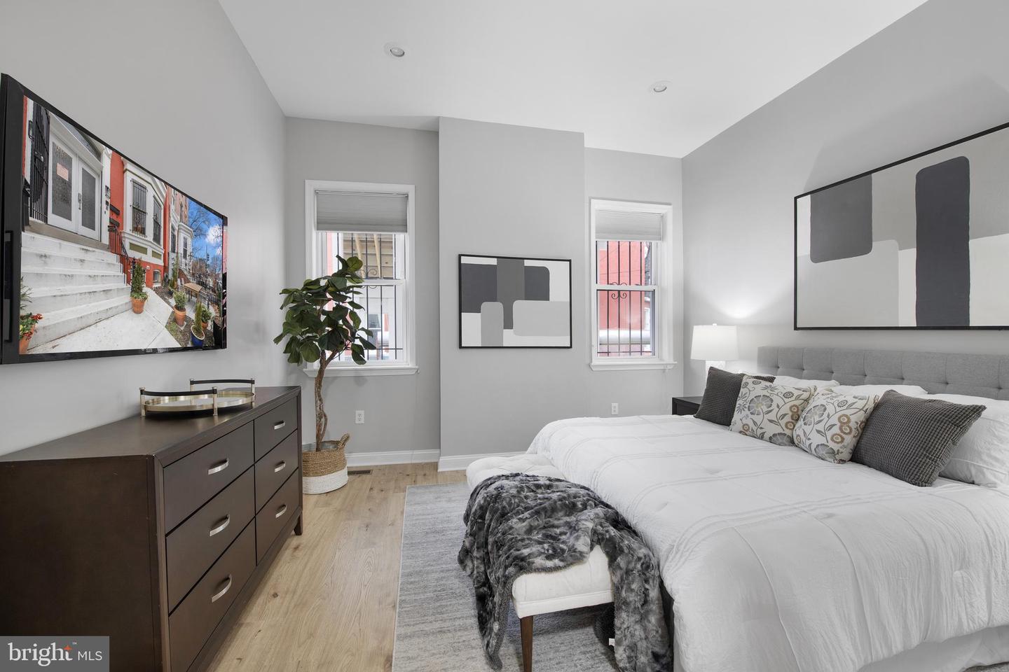 903 R ST NW #1, WASHINGTON, District Of Columbia 20001, 3 Bedrooms Bedrooms, ,3 BathroomsBathrooms,Residential,For sale,903 R ST NW #1,DCDC2198838 MLS # DCDC2198838