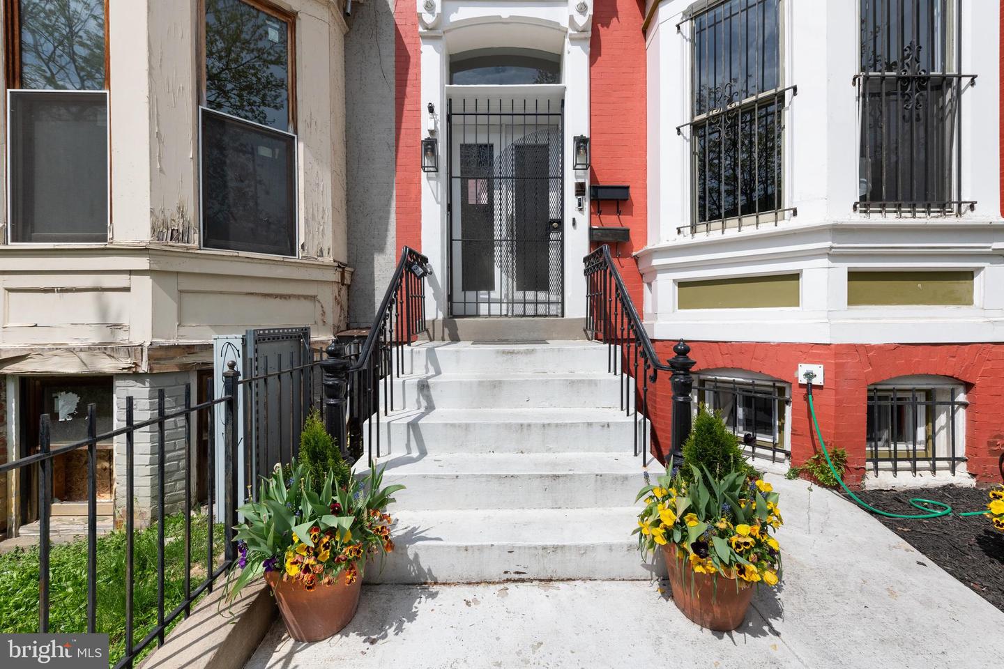 903 R ST NW #1, WASHINGTON, District Of Columbia 20001, 3 Bedrooms Bedrooms, ,3 BathroomsBathrooms,Residential,For sale,903 R ST NW #1,DCDC2198838 MLS # DCDC2198838