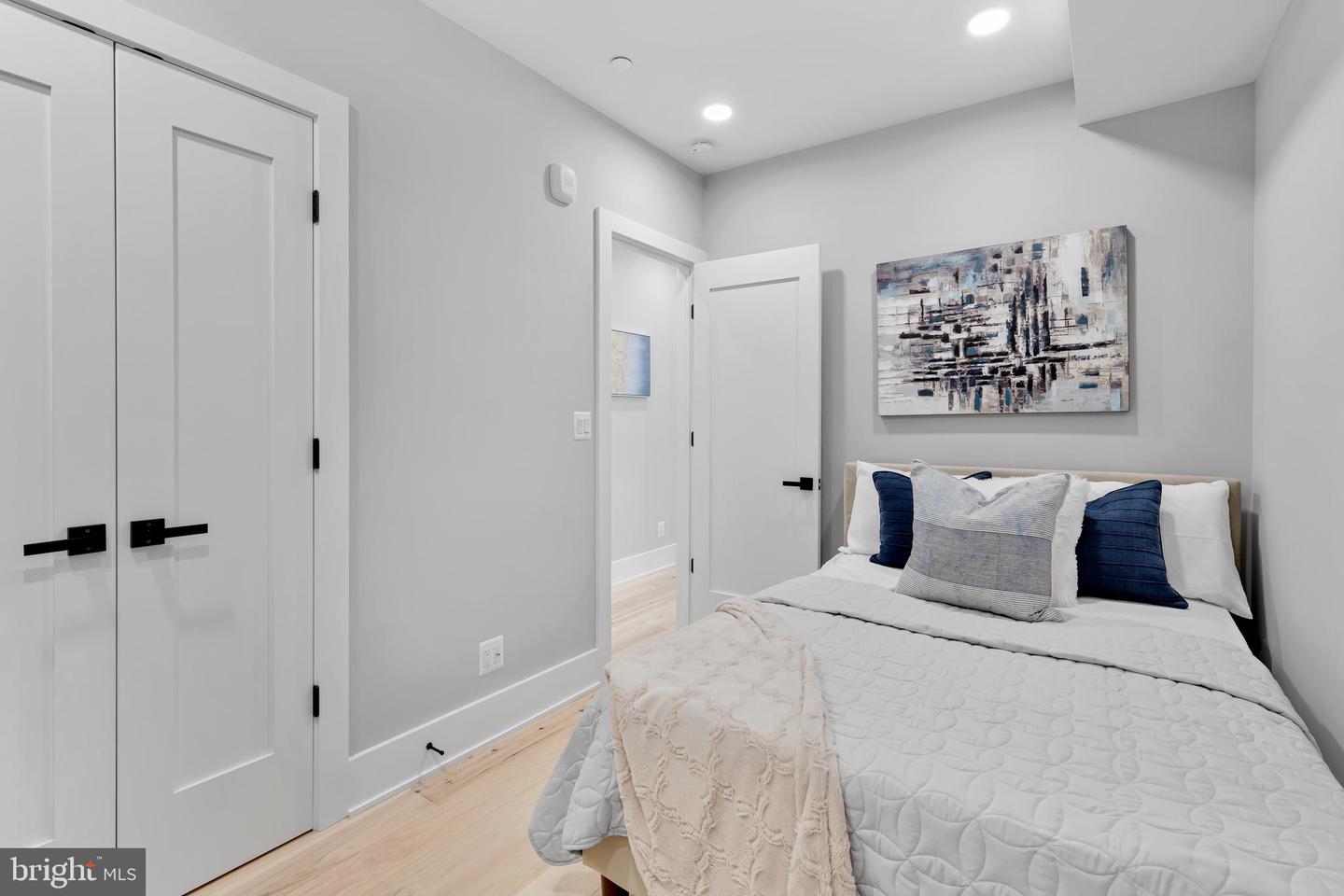 4014 GEORGIA AVE NW #301, WASHINGTON, District Of Columbia 20011, 2 Bedrooms Bedrooms, ,1 BathroomBathrooms,Residential,For sale,4014 GEORGIA AVE NW #301,DCDC2198842 MLS # DCDC2198842