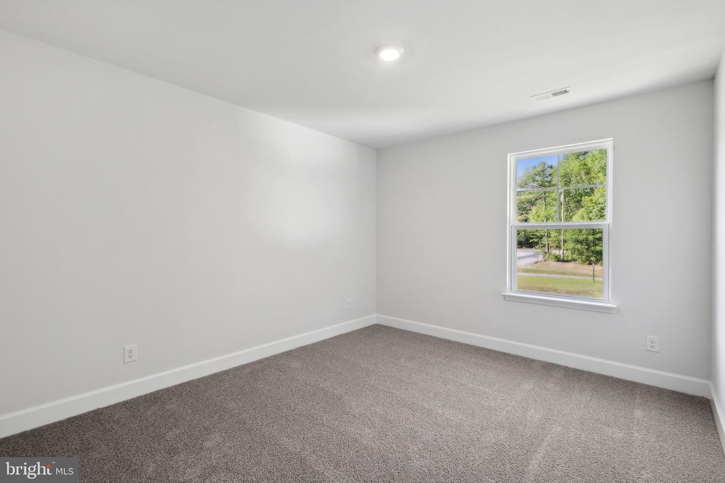 94 WHISPERING OAKS DR, STAUNTON, Virginia 24401, 4 Bedrooms Bedrooms, ,3 BathroomsBathrooms,Residential,For sale,94 WHISPERING OAKS DR,VAAG2000584 MLS # VAAG2000584