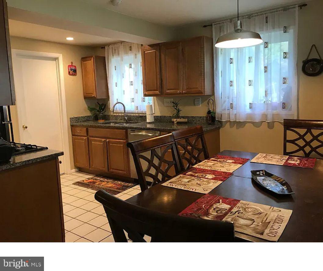 10630 MAPLE ST, FAIRFAX, Virginia 22030, 3 Bedrooms Bedrooms, ,1 BathroomBathrooms,Residential,For sale,10630 MAPLE ST,VAFC2005918 MLS # VAFC2005918
