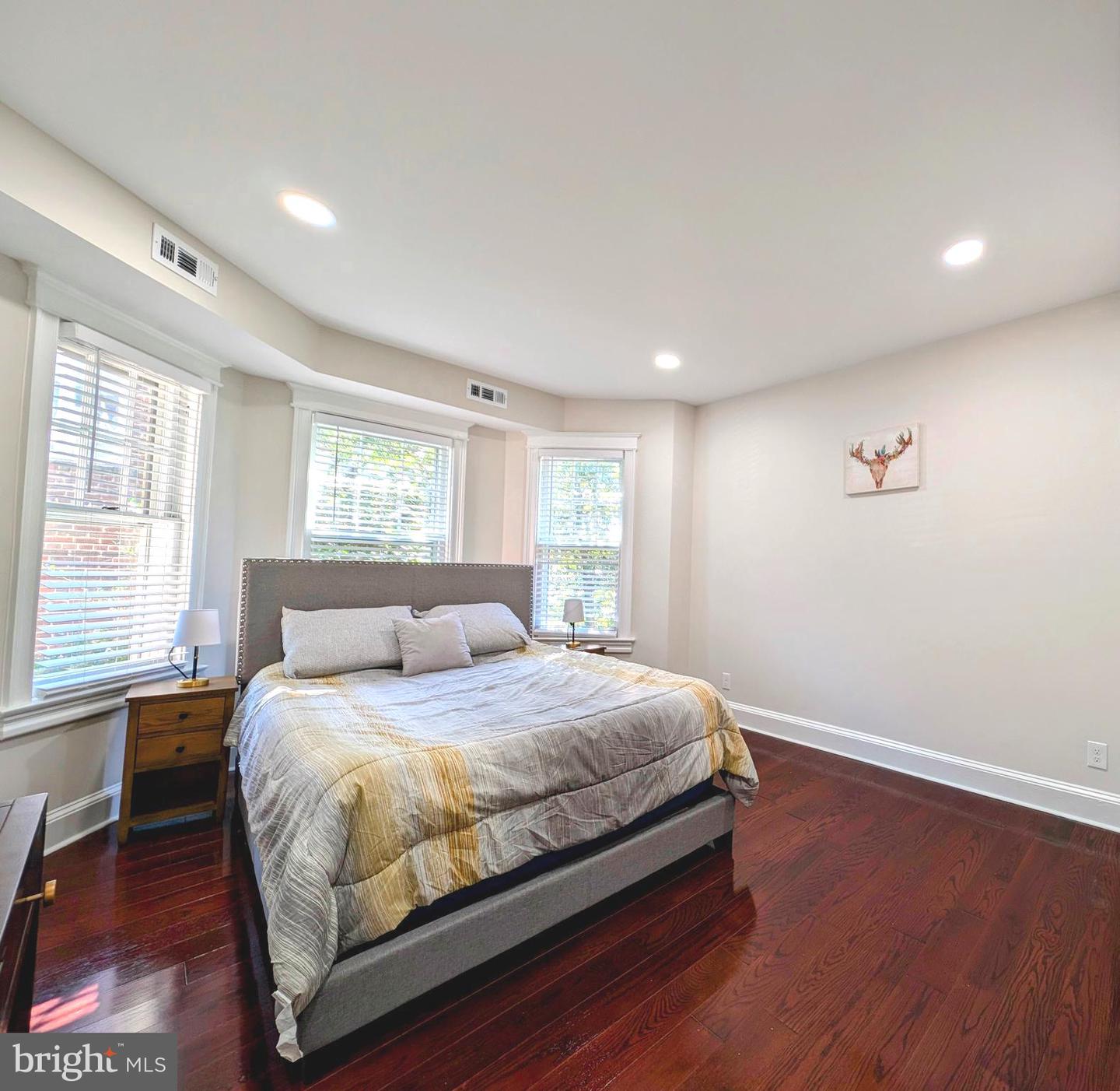 6838 6TH ST NW, WASHINGTON, District Of Columbia 20012, 5 Bedrooms Bedrooms, ,3 BathroomsBathrooms,Residential,For sale,6838 6TH ST NW,DCDC2190054 MLS # DCDC2190054