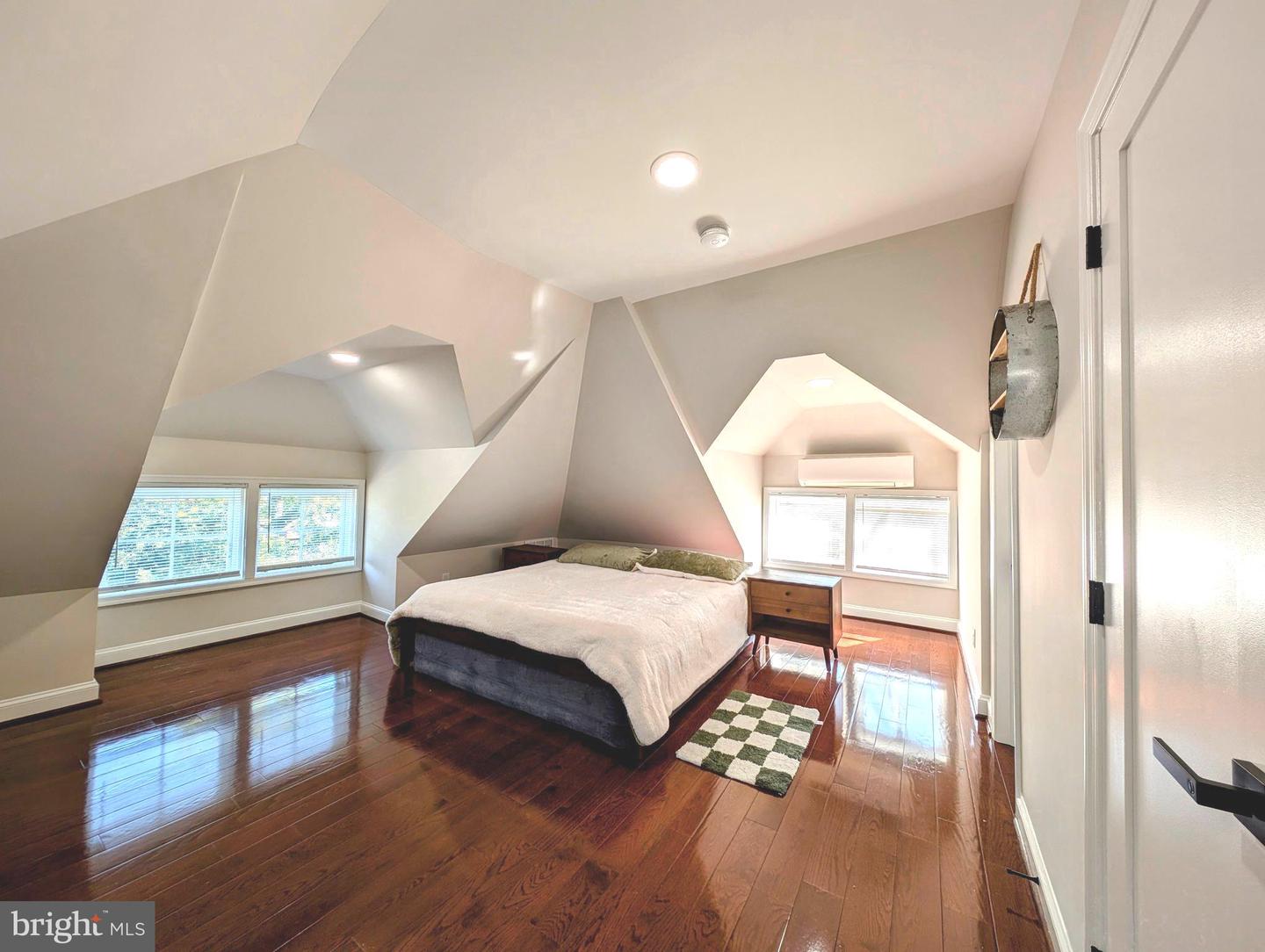 6838 6TH ST NW, WASHINGTON, District Of Columbia 20012, 5 Bedrooms Bedrooms, ,3 BathroomsBathrooms,Residential,For sale,6838 6TH ST NW,DCDC2190054 MLS # DCDC2190054