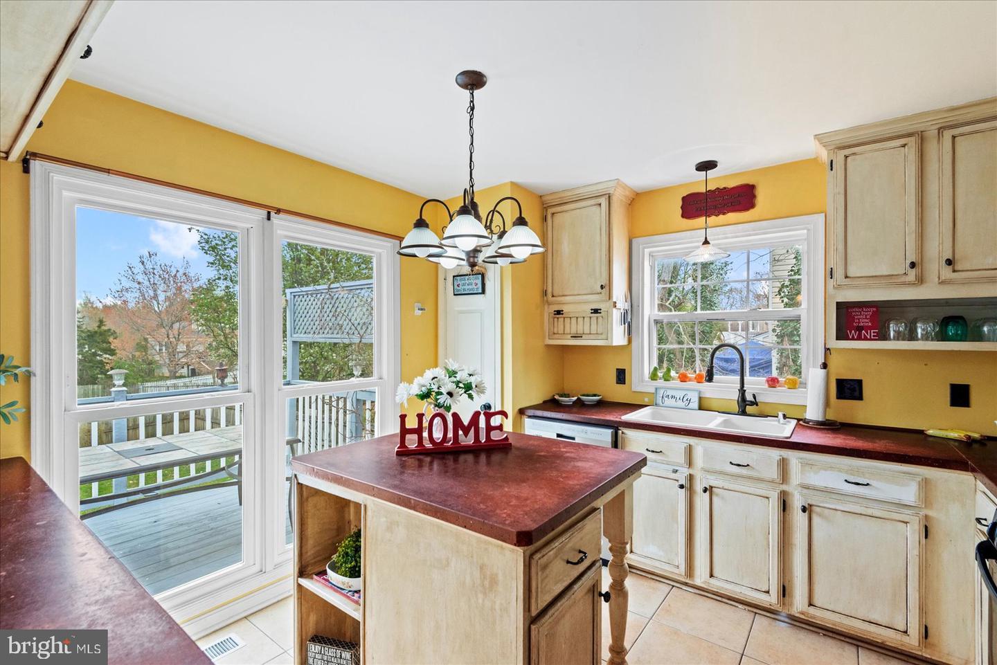 9909 WINDRIDGE DR, FREDERICKSBURG, Virginia 22407, 4 Bedrooms Bedrooms, ,3 BathroomsBathrooms,Residential,For sale,9909 WINDRIDGE DR,VASP2031838 MLS # VASP2031838