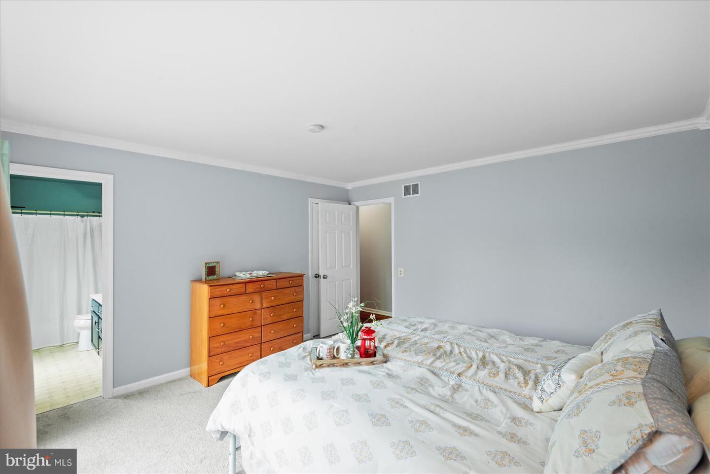 9909 WINDRIDGE DR, FREDERICKSBURG, Virginia 22407, 4 Bedrooms Bedrooms, ,3 BathroomsBathrooms,Residential,For sale,9909 WINDRIDGE DR,VASP2031838 MLS # VASP2031838