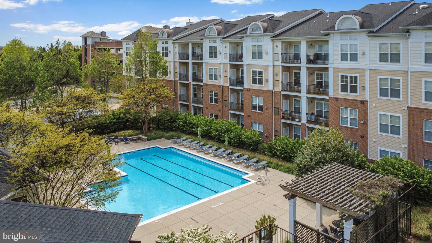 3830 LIGHTFOOT ST #335, CHANTILLY, Virginia 20151, 1 Bedroom Bedrooms, ,1 BathroomBathrooms,Residential,For sale,3830 LIGHTFOOT ST #335,VAFX2233208 MLS # VAFX2233208