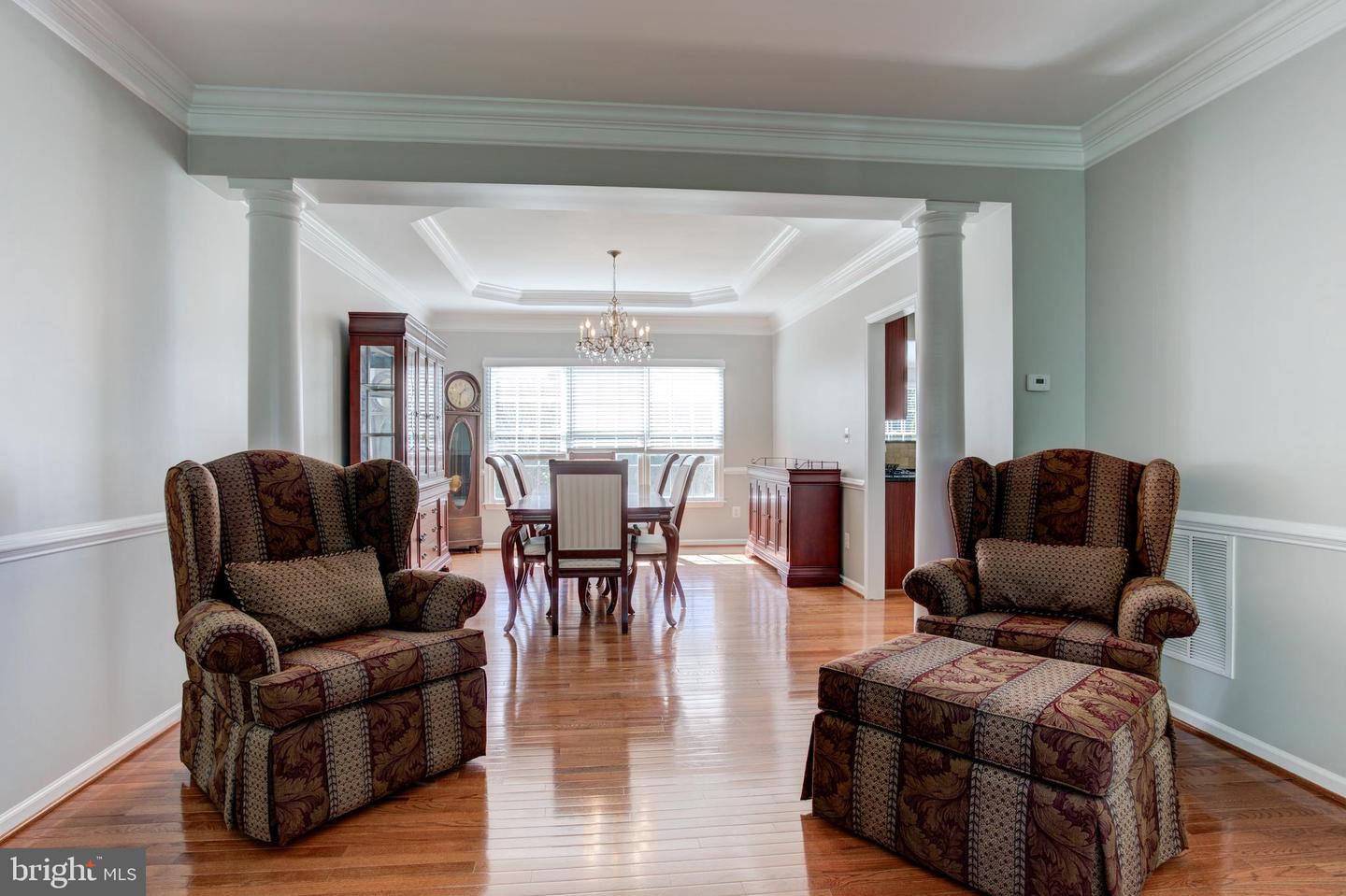 25997 FAIR PONDS LN, CHANTILLY, Virginia 20152, 4 Bedrooms Bedrooms, ,4 BathroomsBathrooms,Residential,For sale,25997 FAIR PONDS LN,VALO2094376 MLS # VALO2094376