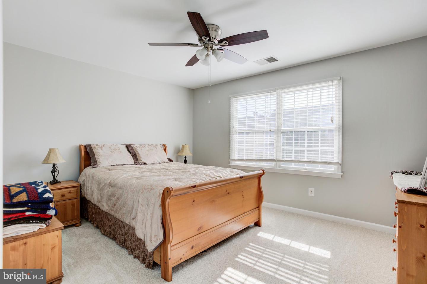 25997 FAIR PONDS LN, CHANTILLY, Virginia 20152, 4 Bedrooms Bedrooms, ,4 BathroomsBathrooms,Residential,For sale,25997 FAIR PONDS LN,VALO2094376 MLS # VALO2094376