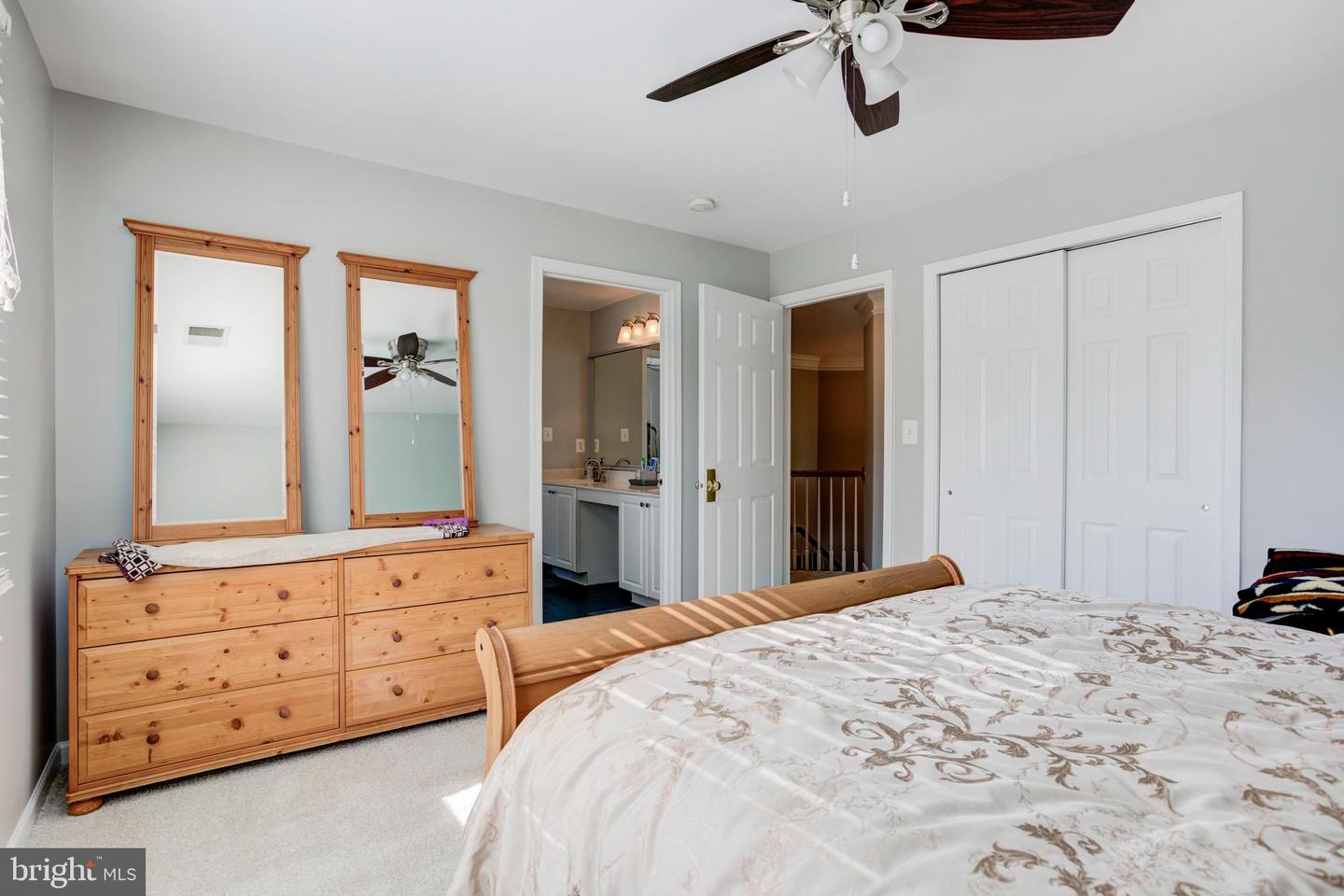 25997 FAIR PONDS LN, CHANTILLY, Virginia 20152, 4 Bedrooms Bedrooms, ,4 BathroomsBathrooms,Residential,For sale,25997 FAIR PONDS LN,VALO2094376 MLS # VALO2094376