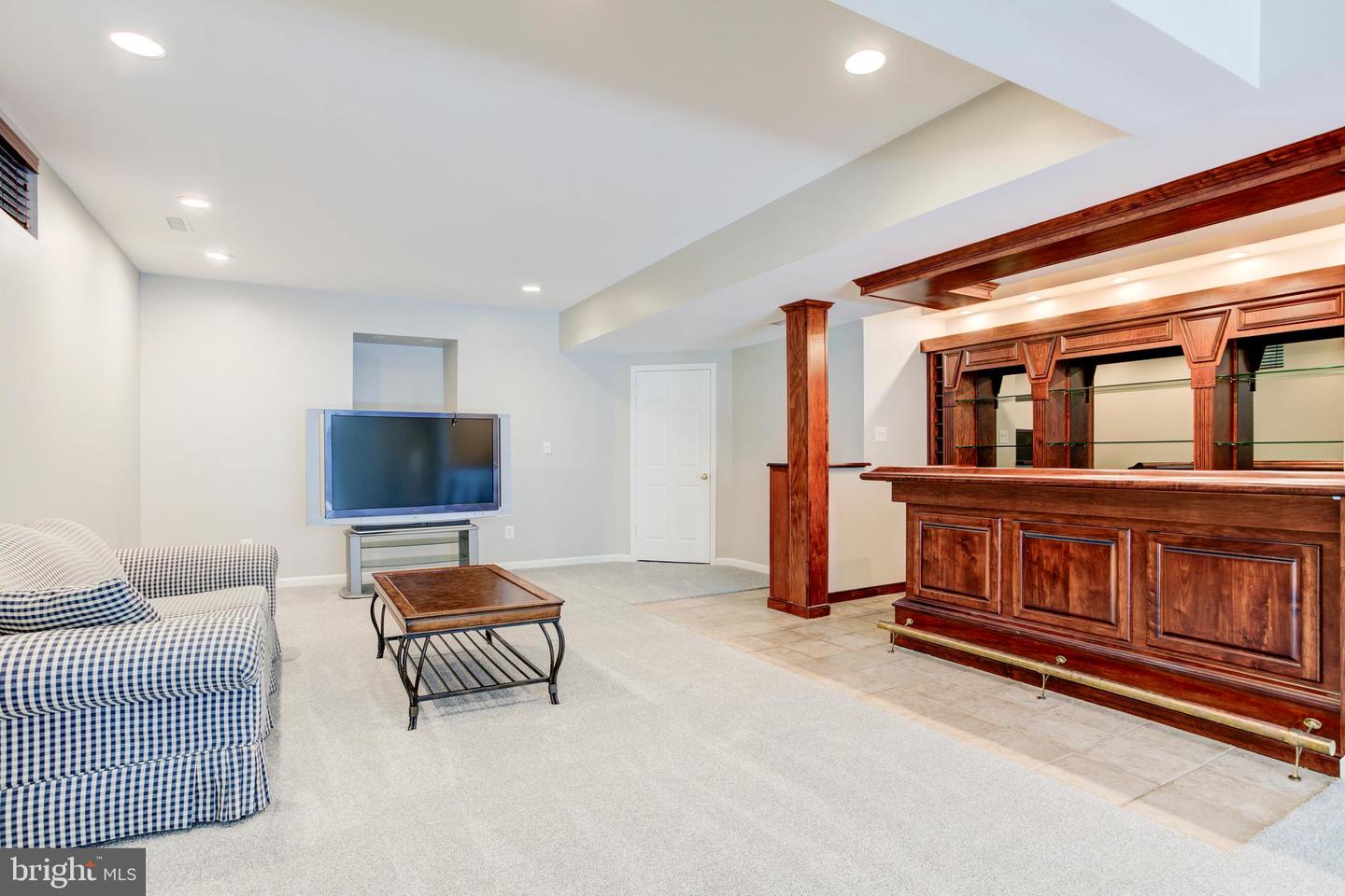 25997 FAIR PONDS LN, CHANTILLY, Virginia 20152, 4 Bedrooms Bedrooms, ,4 BathroomsBathrooms,Residential,For sale,25997 FAIR PONDS LN,VALO2094376 MLS # VALO2094376