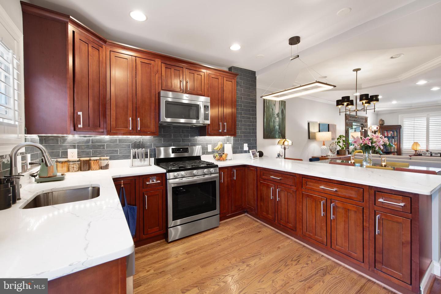 728 FARRAGUT ST NW, WASHINGTON, District Of Columbia 20011, 4 Bedrooms Bedrooms, ,3 BathroomsBathrooms,Residential,For sale,728 FARRAGUT ST NW,DCDC2196532 MLS # DCDC2196532