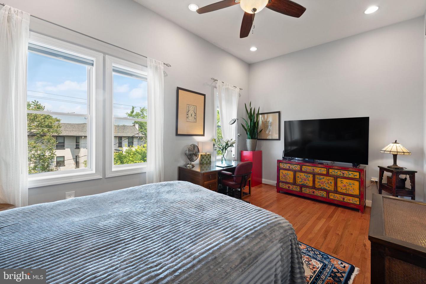 728 FARRAGUT ST NW, WASHINGTON, District Of Columbia 20011, 4 Bedrooms Bedrooms, ,3 BathroomsBathrooms,Residential,For sale,728 FARRAGUT ST NW,DCDC2196532 MLS # DCDC2196532