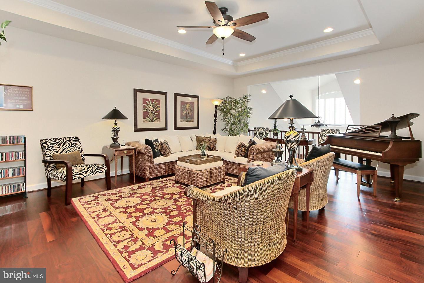 44251 SILVERPALM GROVE TER, LEESBURG, Virginia 20176, 3 Bedrooms Bedrooms, ,3 BathroomsBathrooms,Residential,For sale,44251 SILVERPALM GROVE TER,VALO2094426 MLS # VALO2094426