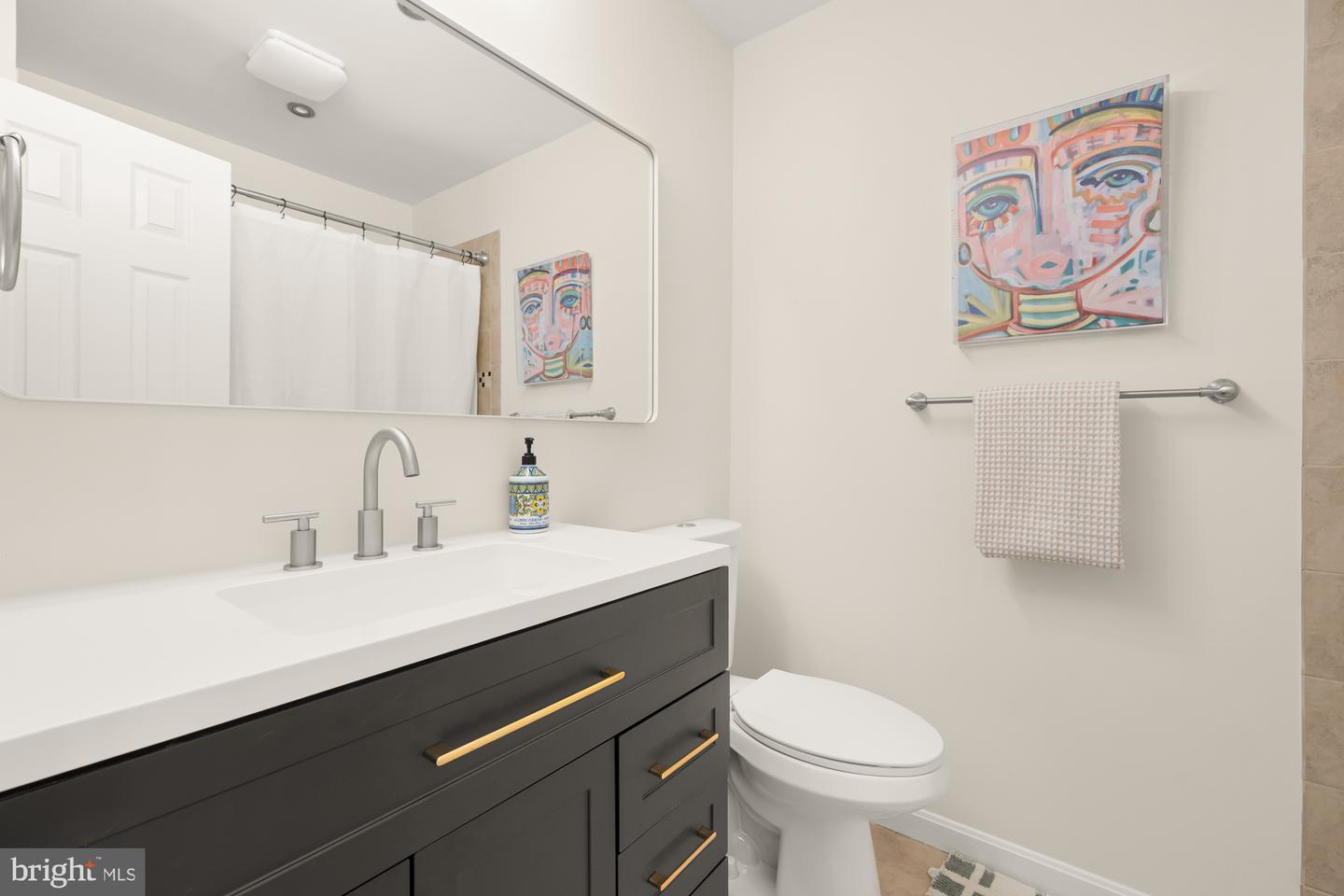 10302 ANTIETAM AVE, FAIRFAX, Virginia 22030, 5 Bedrooms Bedrooms, ,2 BathroomsBathrooms,Residential,For sale,10302 ANTIETAM AVE,VAFC2006188 MLS # VAFC2006188