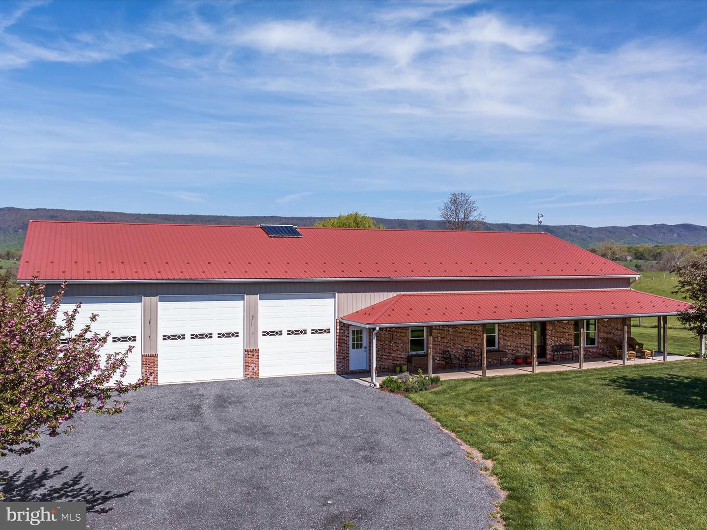 394 BROOK CREEK RD, TOMS BROOK, Virginia 22660, 3 Bedrooms Bedrooms, ,2 BathroomsBathrooms,Residential,For sale,394 BROOK CREEK RD,VASH2011244 MLS # VASH2011244