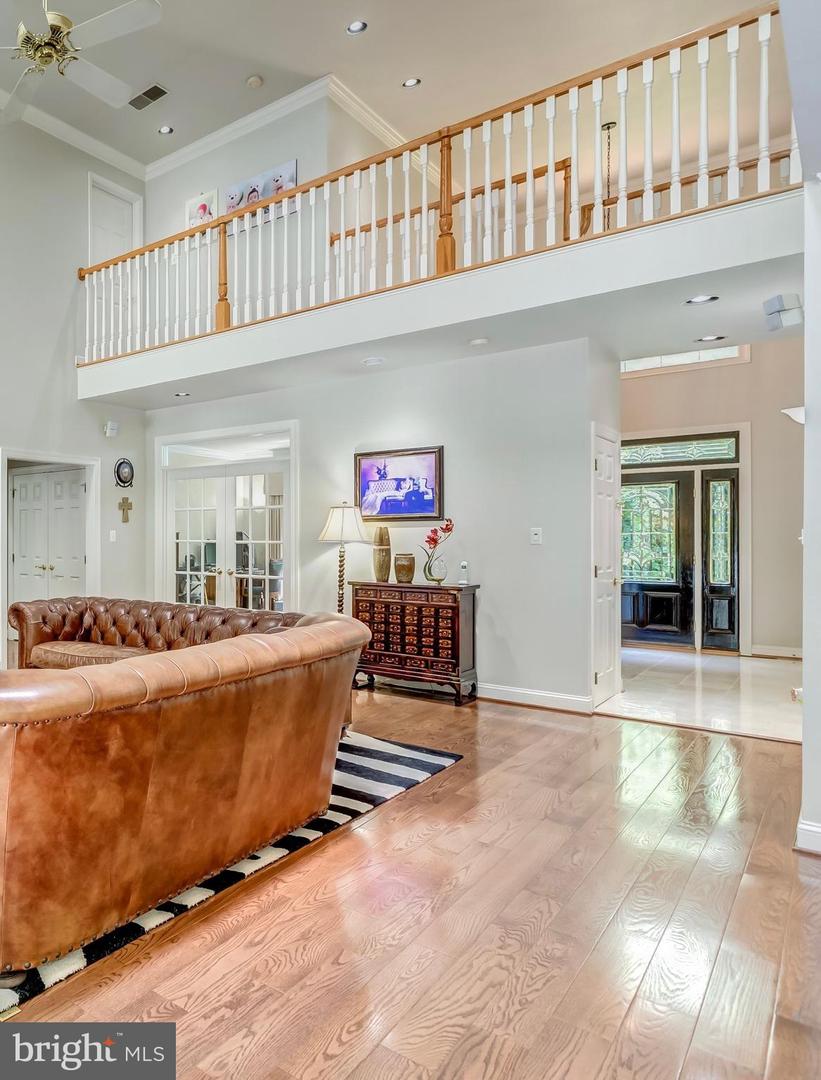 12390 FALKIRK DR, FAIRFAX, Virginia 22033, 5 Bedrooms Bedrooms, ,4 BathroomsBathrooms,Residential,For sale,12390 FALKIRK DR,VAFX2235416 MLS # VAFX2235416