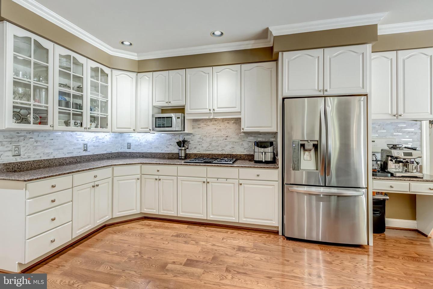 12390 FALKIRK DR, FAIRFAX, Virginia 22033, 5 Bedrooms Bedrooms, ,4 BathroomsBathrooms,Residential,For sale,12390 FALKIRK DR,VAFX2235416 MLS # VAFX2235416
