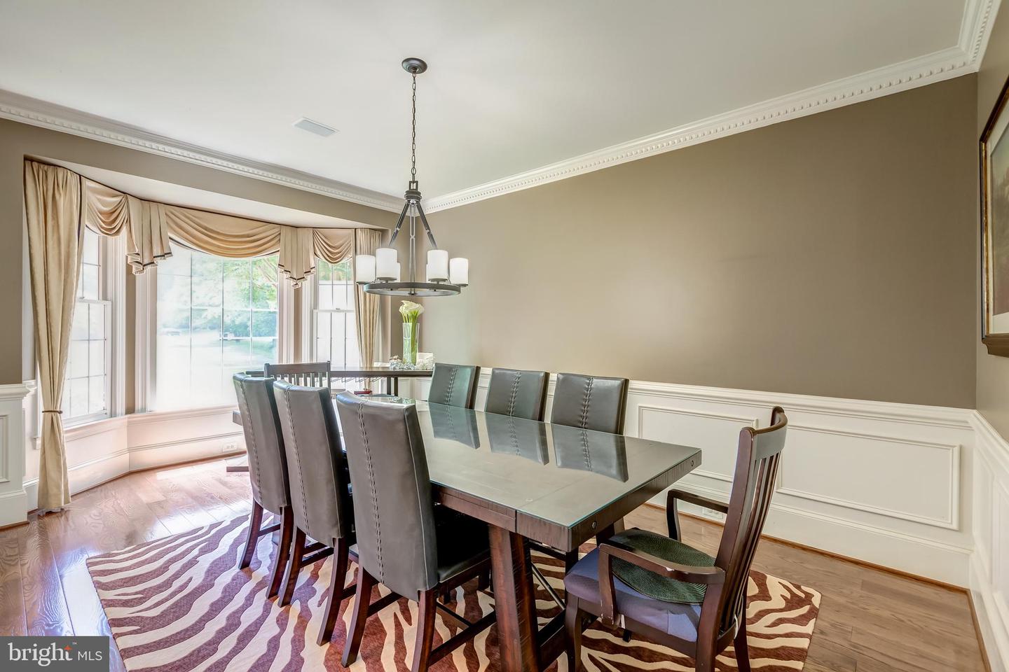 12390 FALKIRK DR, FAIRFAX, Virginia 22033, 5 Bedrooms Bedrooms, ,4 BathroomsBathrooms,Residential,For sale,12390 FALKIRK DR,VAFX2235416 MLS # VAFX2235416