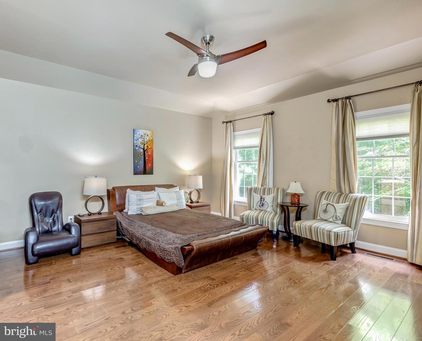 12390 FALKIRK DR, FAIRFAX, Virginia 22033, 5 Bedrooms Bedrooms, ,4 BathroomsBathrooms,Residential,For sale,12390 FALKIRK DR,VAFX2235416 MLS # VAFX2235416