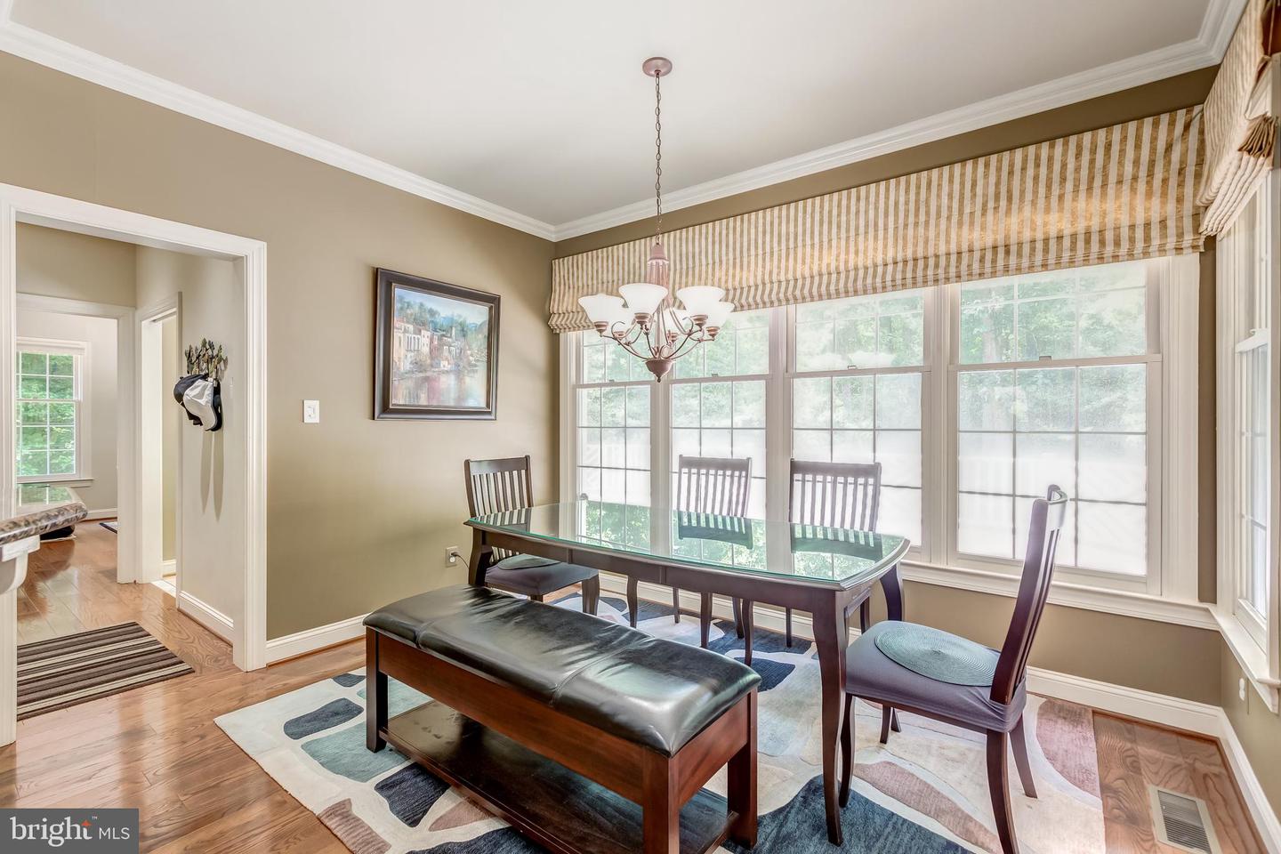 12390 FALKIRK DR, FAIRFAX, Virginia 22033, 5 Bedrooms Bedrooms, ,4 BathroomsBathrooms,Residential,For sale,12390 FALKIRK DR,VAFX2235416 MLS # VAFX2235416