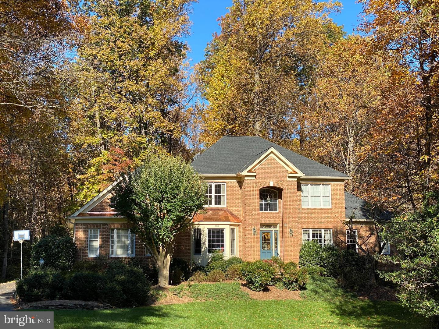 12390 FALKIRK DR, FAIRFAX, Virginia 22033, 5 Bedrooms Bedrooms, ,4 BathroomsBathrooms,Residential,For sale,12390 FALKIRK DR,VAFX2235416 MLS # VAFX2235416