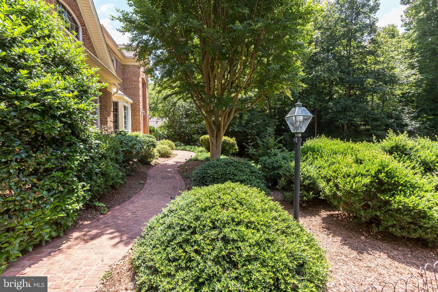 12390 FALKIRK DR, FAIRFAX, Virginia 22033, 5 Bedrooms Bedrooms, ,4 BathroomsBathrooms,Residential,For sale,12390 FALKIRK DR,VAFX2235416 MLS # VAFX2235416
