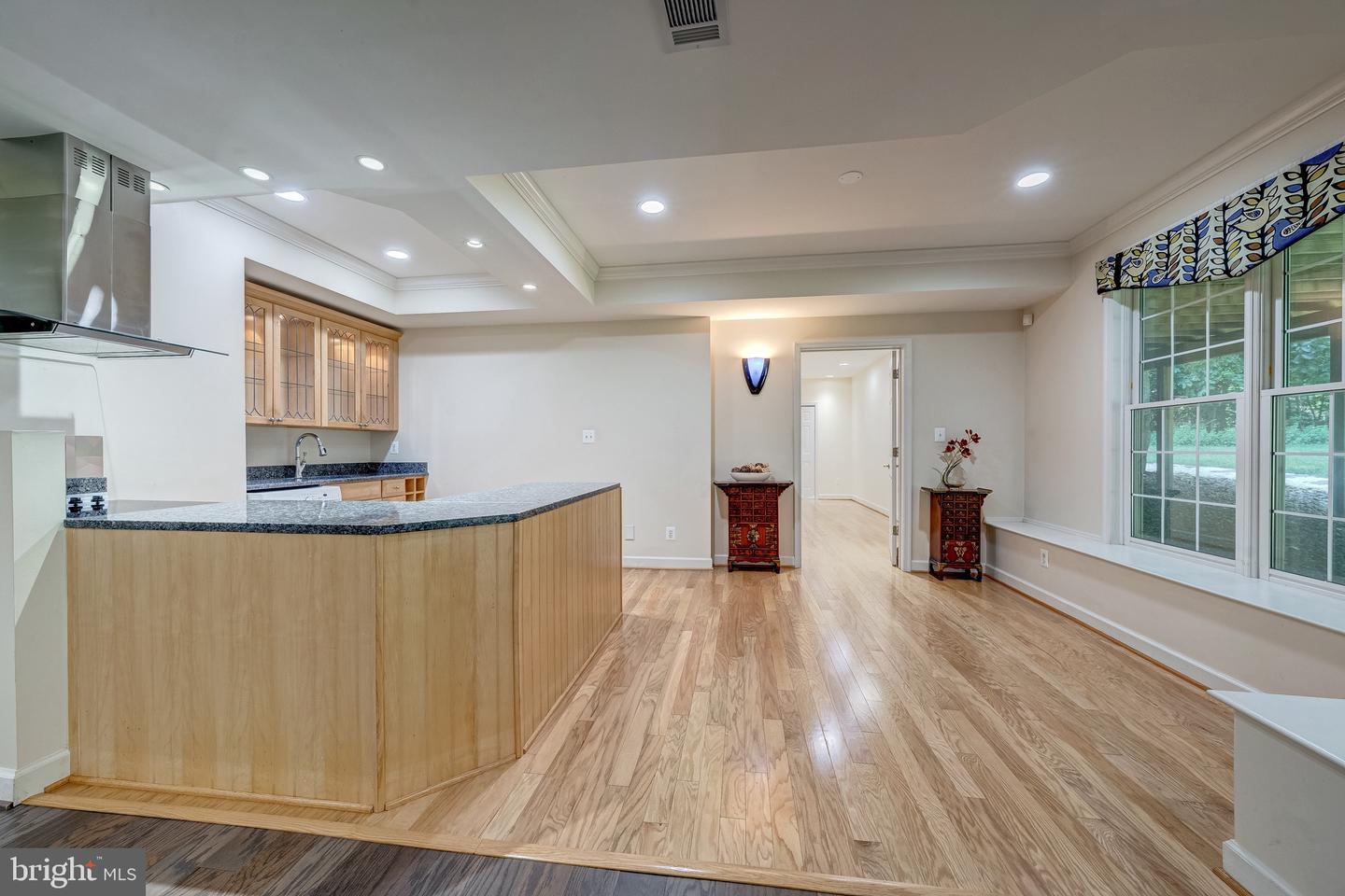 12390 FALKIRK DR, FAIRFAX, Virginia 22033, 5 Bedrooms Bedrooms, ,4 BathroomsBathrooms,Residential,For sale,12390 FALKIRK DR,VAFX2235416 MLS # VAFX2235416