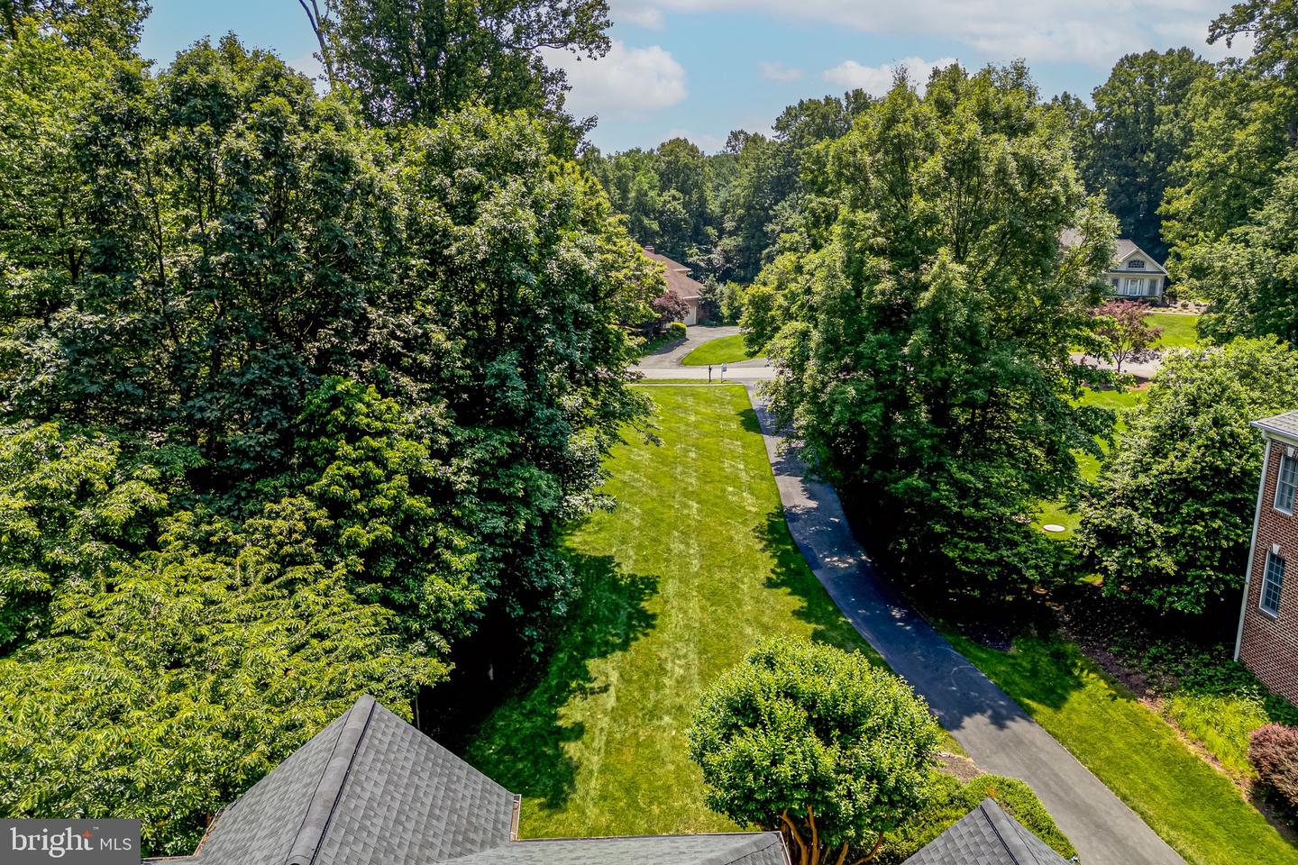 12390 FALKIRK DR, FAIRFAX, Virginia 22033, 5 Bedrooms Bedrooms, ,4 BathroomsBathrooms,Residential,For sale,12390 FALKIRK DR,VAFX2235416 MLS # VAFX2235416