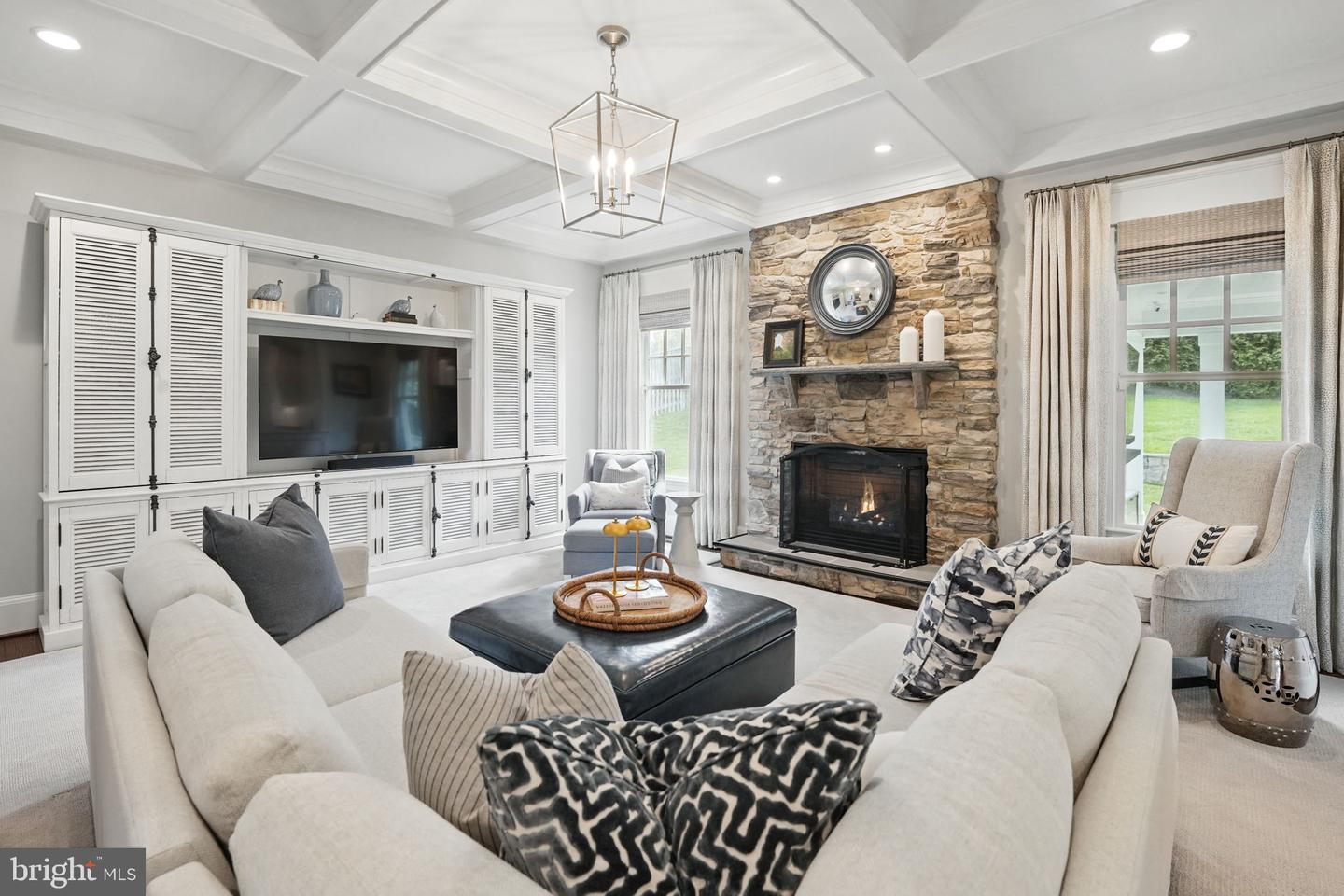 6645 BYRNS PL, MCLEAN, Virginia 22101, 5 Bedrooms Bedrooms, ,5 BathroomsBathrooms,Residential,For sale,6645 BYRNS PL,VAFX2235436 MLS # VAFX2235436