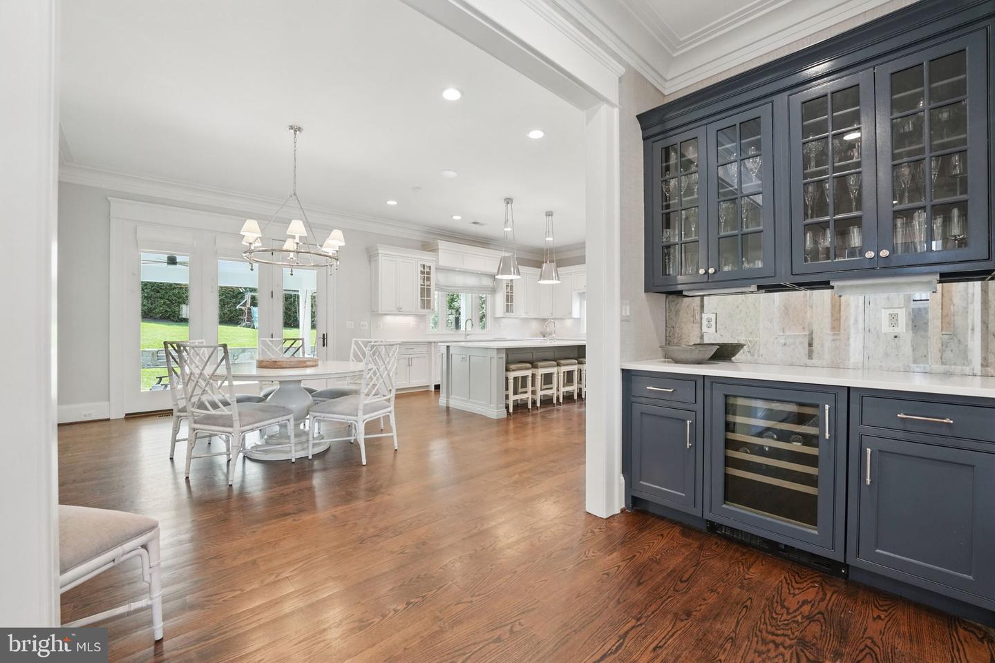 6645 BYRNS PL, MCLEAN, Virginia 22101, 5 Bedrooms Bedrooms, ,5 BathroomsBathrooms,Residential,For sale,6645 BYRNS PL,VAFX2235436 MLS # VAFX2235436