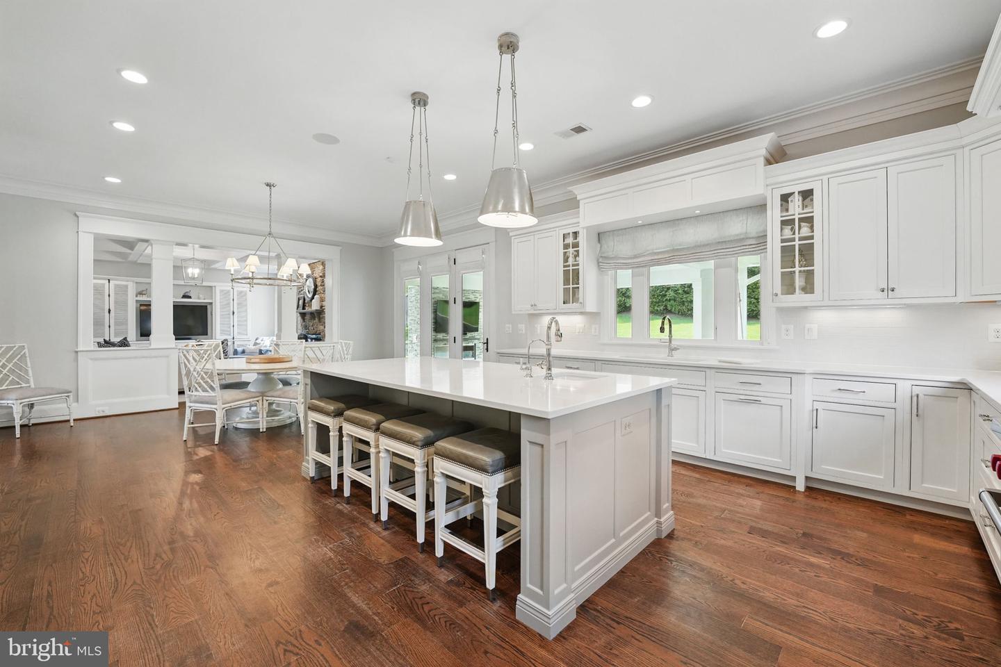 6645 BYRNS PL, MCLEAN, Virginia 22101, 5 Bedrooms Bedrooms, ,5 BathroomsBathrooms,Residential,For sale,6645 BYRNS PL,VAFX2235436 MLS # VAFX2235436