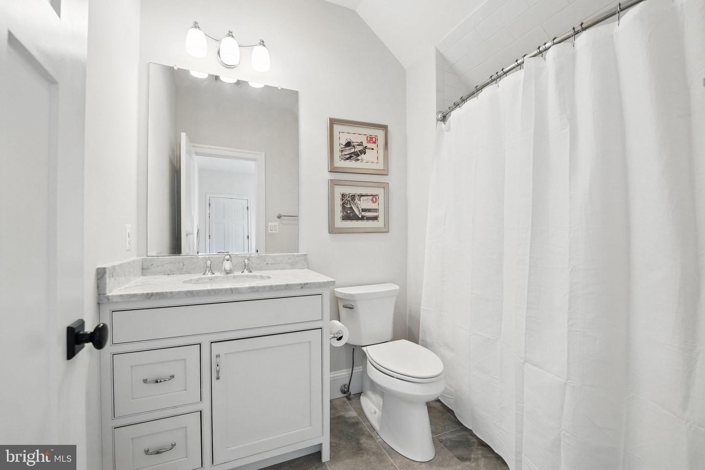 6645 BYRNS PL, MCLEAN, Virginia 22101, 5 Bedrooms Bedrooms, ,5 BathroomsBathrooms,Residential,For sale,6645 BYRNS PL,VAFX2235436 MLS # VAFX2235436
