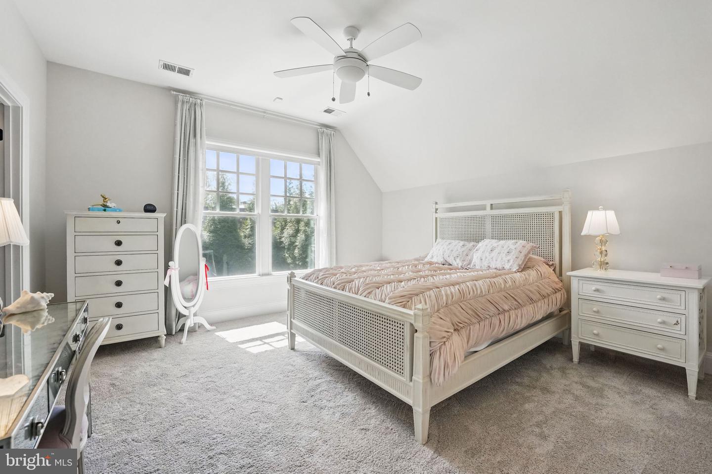 6645 BYRNS PL, MCLEAN, Virginia 22101, 5 Bedrooms Bedrooms, ,5 BathroomsBathrooms,Residential,For sale,6645 BYRNS PL,VAFX2235436 MLS # VAFX2235436
