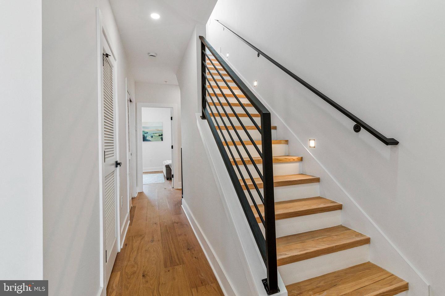 1140 17TH ST NE #6, WASHINGTON, District Of Columbia 20002, 3 Bedrooms Bedrooms, ,2 BathroomsBathrooms,Residential,For sale,1140 17TH ST NE #6,DCDC2196448 MLS # DCDC2196448