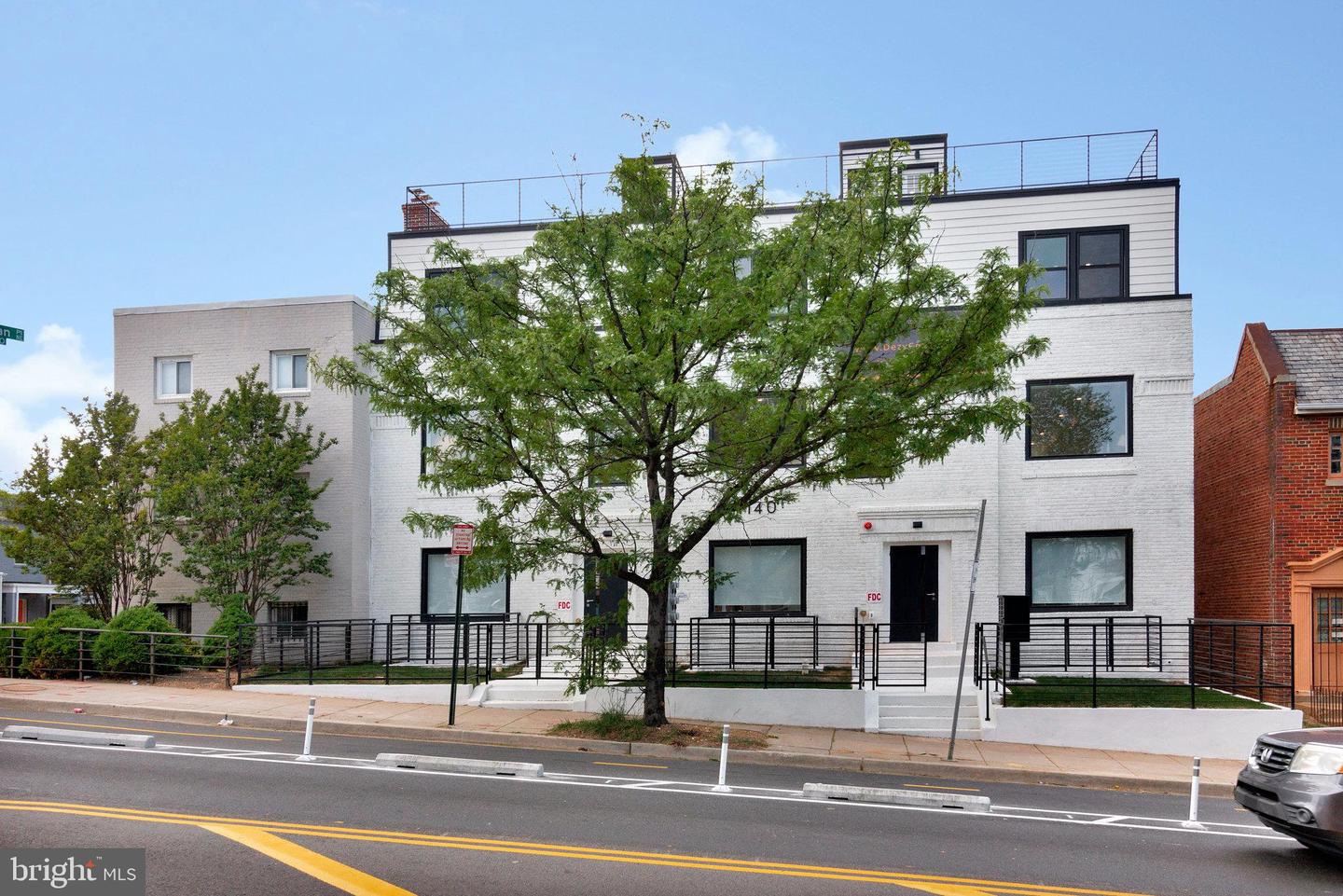 1140 17TH ST NE #6, WASHINGTON, District Of Columbia 20002, 3 Bedrooms Bedrooms, ,2 BathroomsBathrooms,Residential,For sale,1140 17TH ST NE #6,DCDC2196448 MLS # DCDC2196448