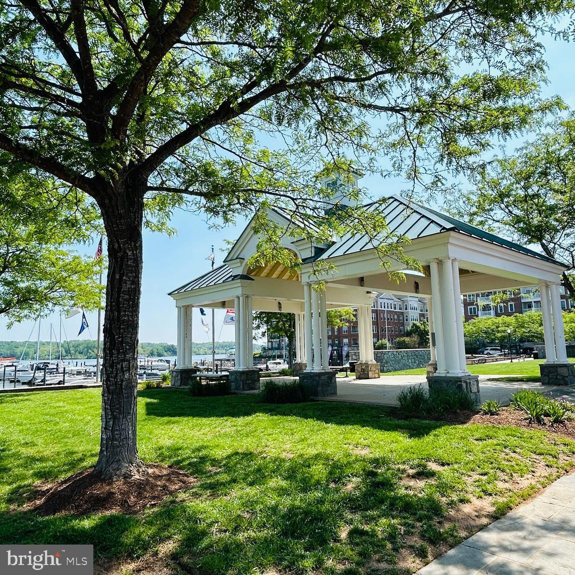 810 BELMONT BAY DR #101, WOODBRIDGE, Virginia 22191, 2 Bedrooms Bedrooms, ,2 BathroomsBathrooms,Residential,For sale,810 BELMONT BAY DR #101,VAPW2092328 MLS # VAPW2092328