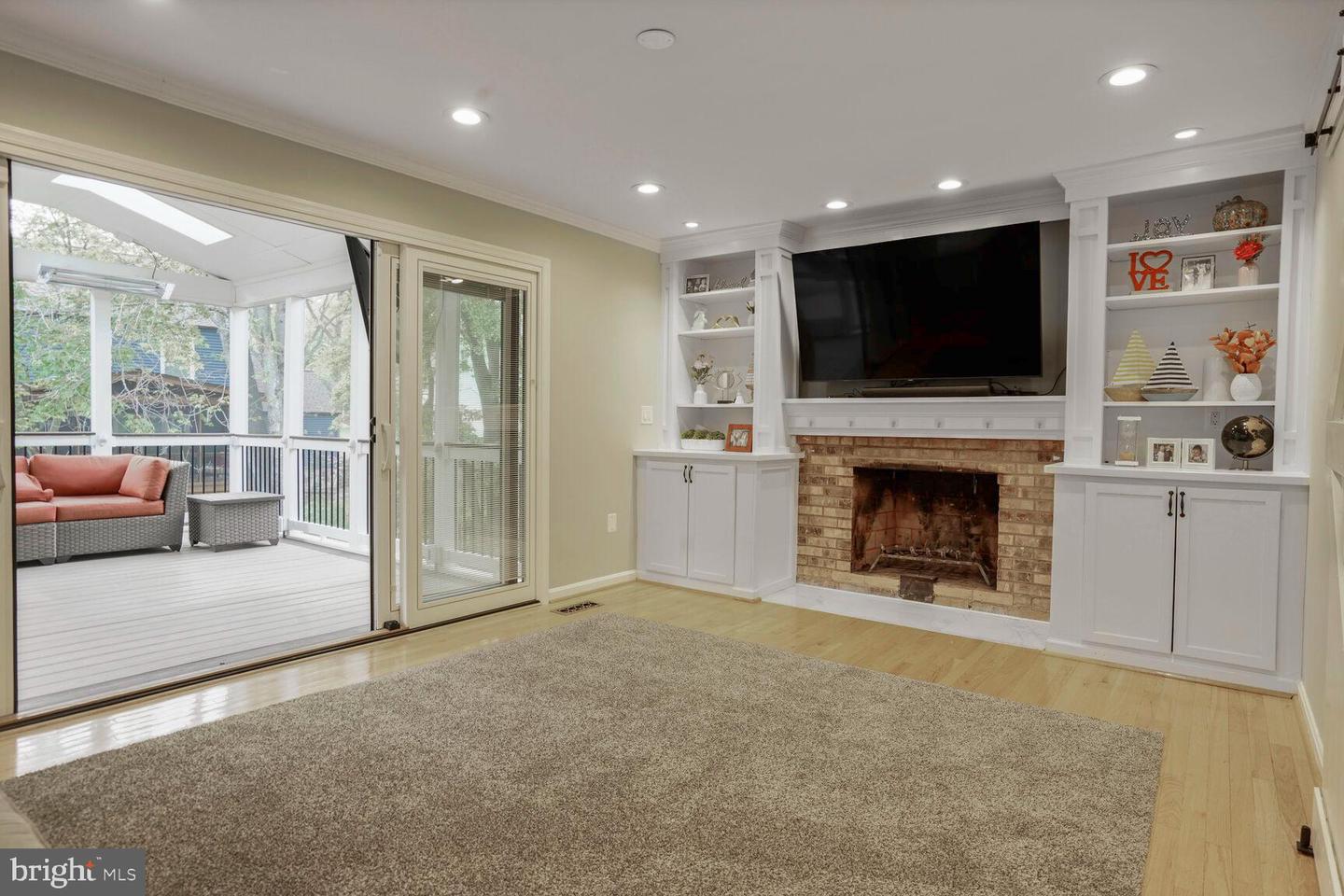 12419 ALEXANDER CORNELL DR, FAIRFAX, Virginia 22033, 5 Bedrooms Bedrooms, ,4 BathroomsBathrooms,Residential,For sale,12419 ALEXANDER CORNELL DR,VAFX2235686 MLS # VAFX2235686