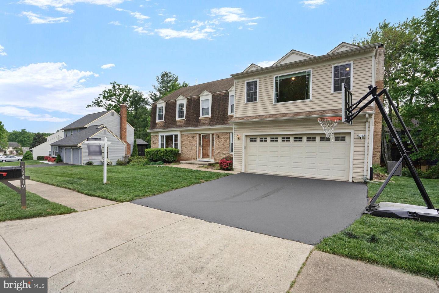 12419 ALEXANDER CORNELL DR, FAIRFAX, Virginia 22033, 5 Bedrooms Bedrooms, ,4 BathroomsBathrooms,Residential,For sale,12419 ALEXANDER CORNELL DR,VAFX2235686 MLS # VAFX2235686