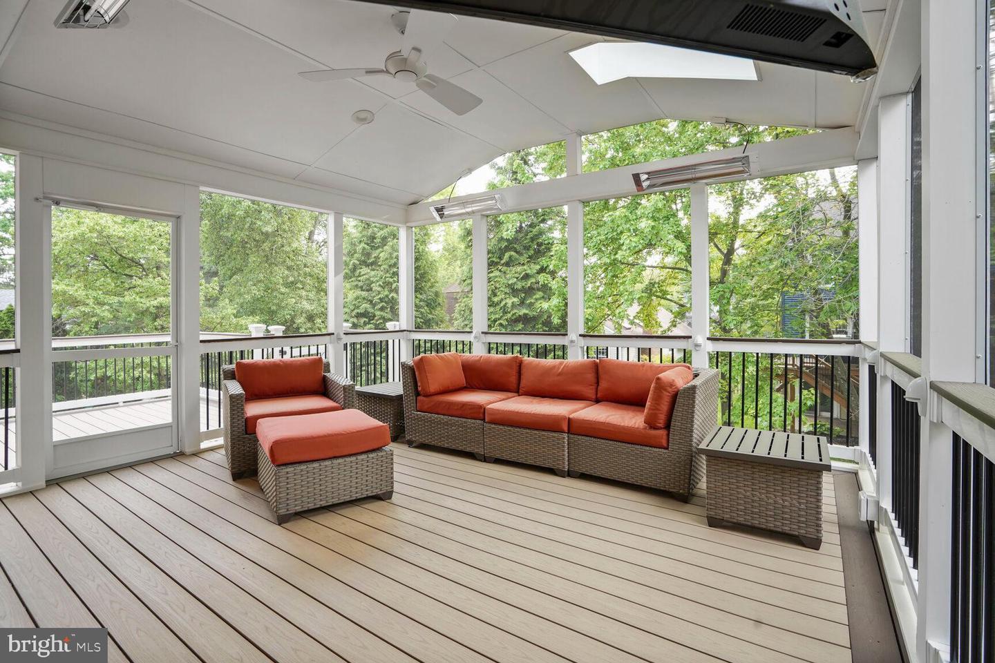 12419 ALEXANDER CORNELL DR, FAIRFAX, Virginia 22033, 5 Bedrooms Bedrooms, ,4 BathroomsBathrooms,Residential,For sale,12419 ALEXANDER CORNELL DR,VAFX2235686 MLS # VAFX2235686