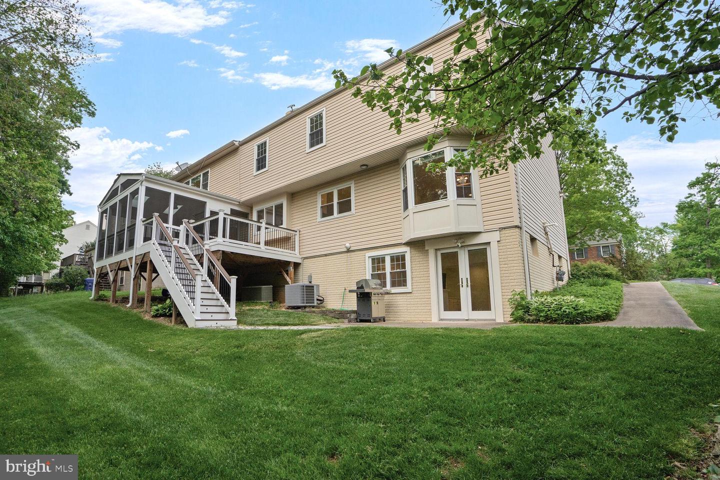 12419 ALEXANDER CORNELL DR, FAIRFAX, Virginia 22033, 5 Bedrooms Bedrooms, ,4 BathroomsBathrooms,Residential,For sale,12419 ALEXANDER CORNELL DR,VAFX2235686 MLS # VAFX2235686