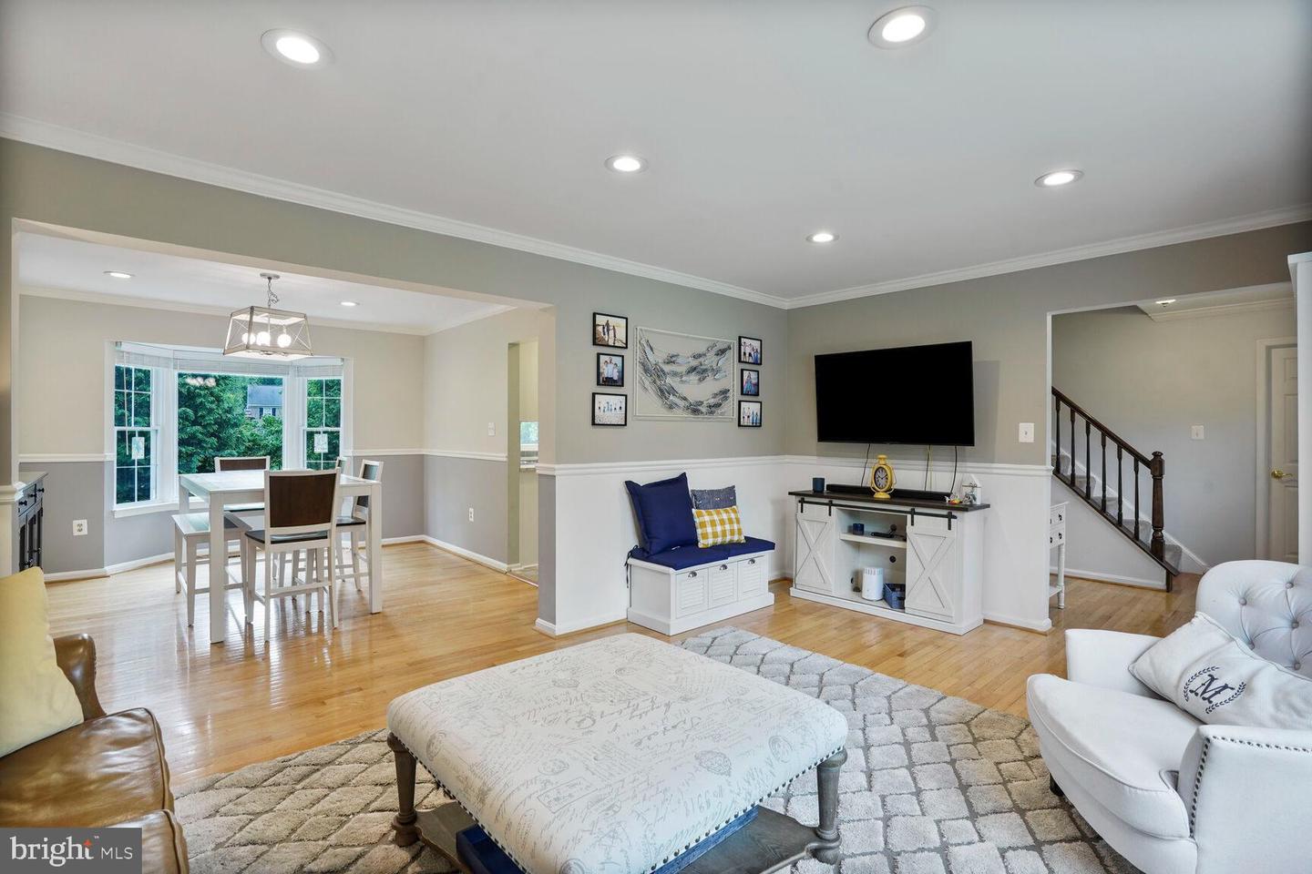 12419 ALEXANDER CORNELL DR, FAIRFAX, Virginia 22033, 5 Bedrooms Bedrooms, ,4 BathroomsBathrooms,Residential,For sale,12419 ALEXANDER CORNELL DR,VAFX2235686 MLS # VAFX2235686