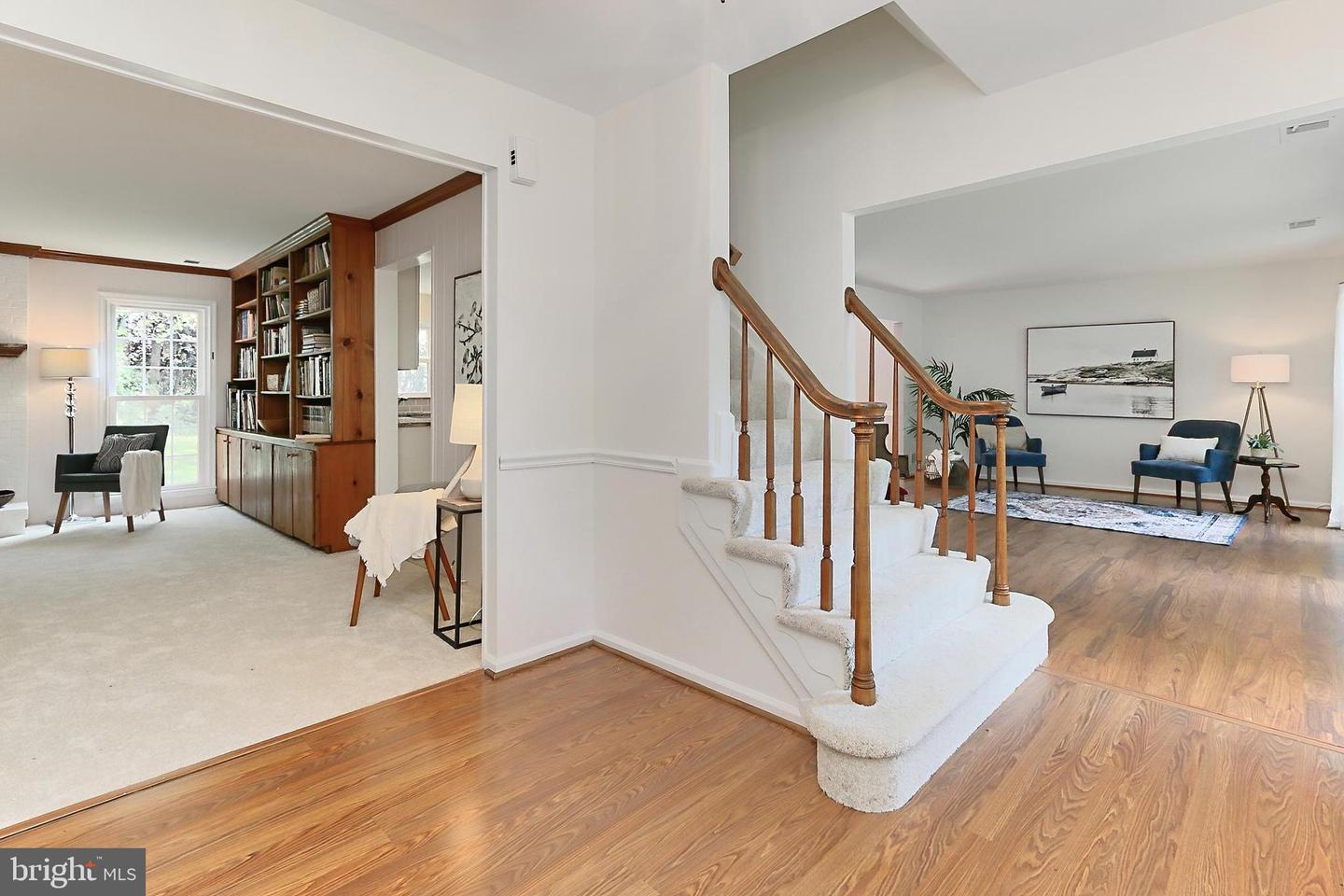 6 WEST CT, STERLING, Virginia 20165, 4 Bedrooms Bedrooms, ,2 BathroomsBathrooms,Residential,For sale,6 WEST CT,VALO2094458 MLS # VALO2094458