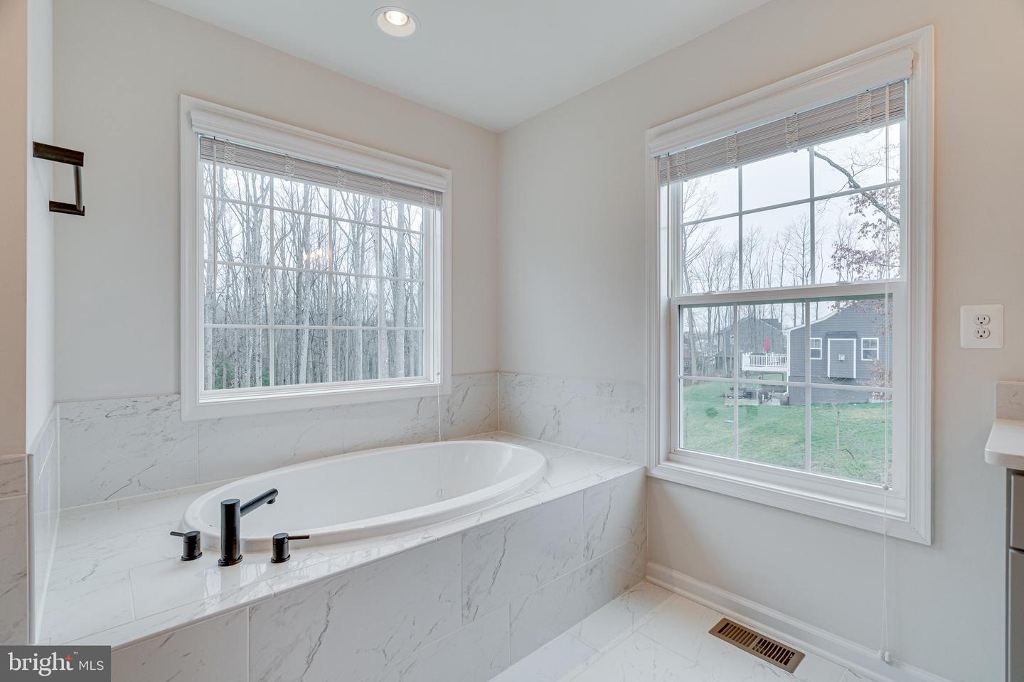 103 BLACK HAWK DR, STAFFORD, Virginia 22554, 5 Bedrooms Bedrooms, ,3 BathroomsBathrooms,Residential,For sale,103 BLACK HAWK DR,VAST2038058 MLS # VAST2038058